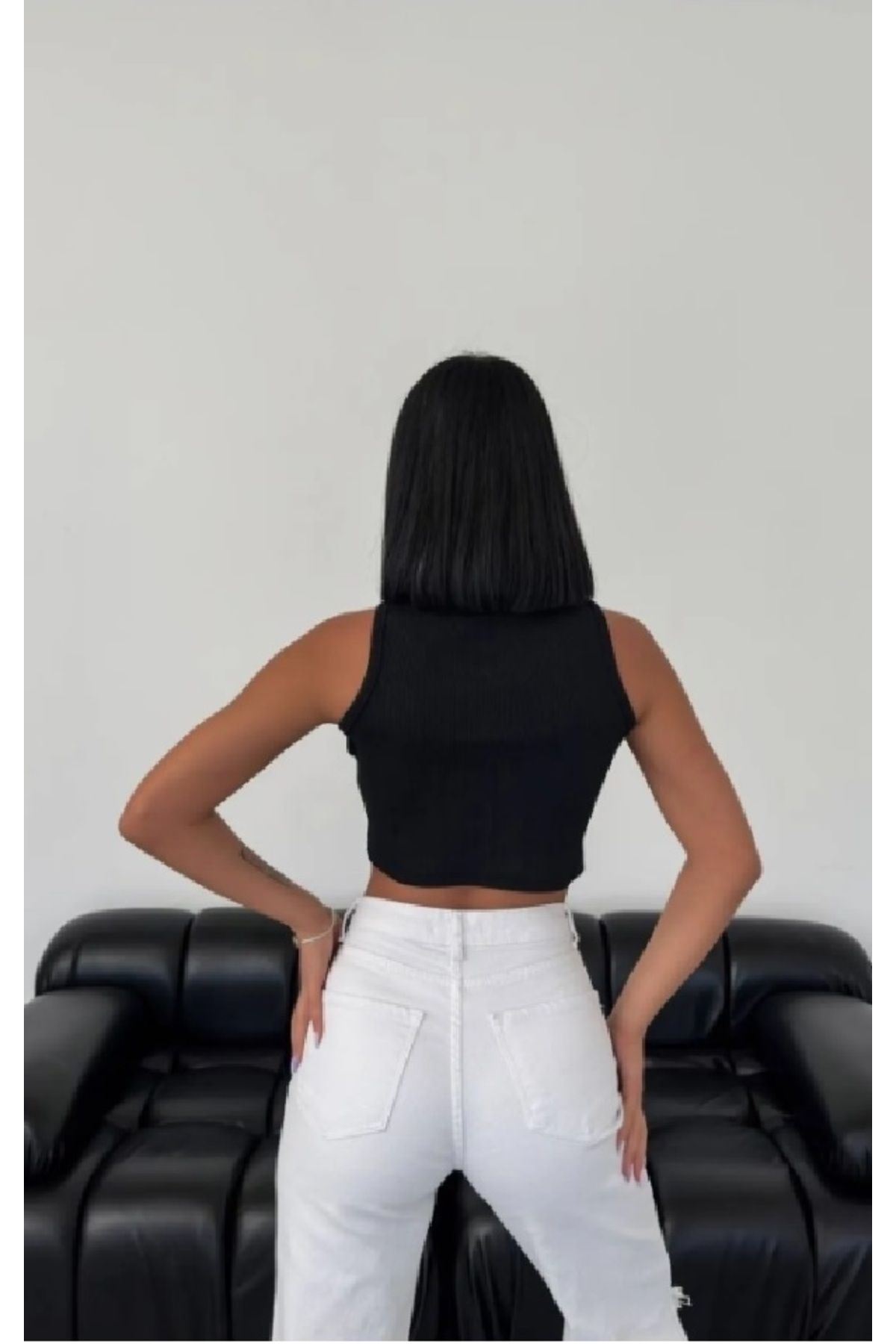 Solmayan Crop Top Esnek Fitilli Halter Yaka Atlet Slim Fit Siyah