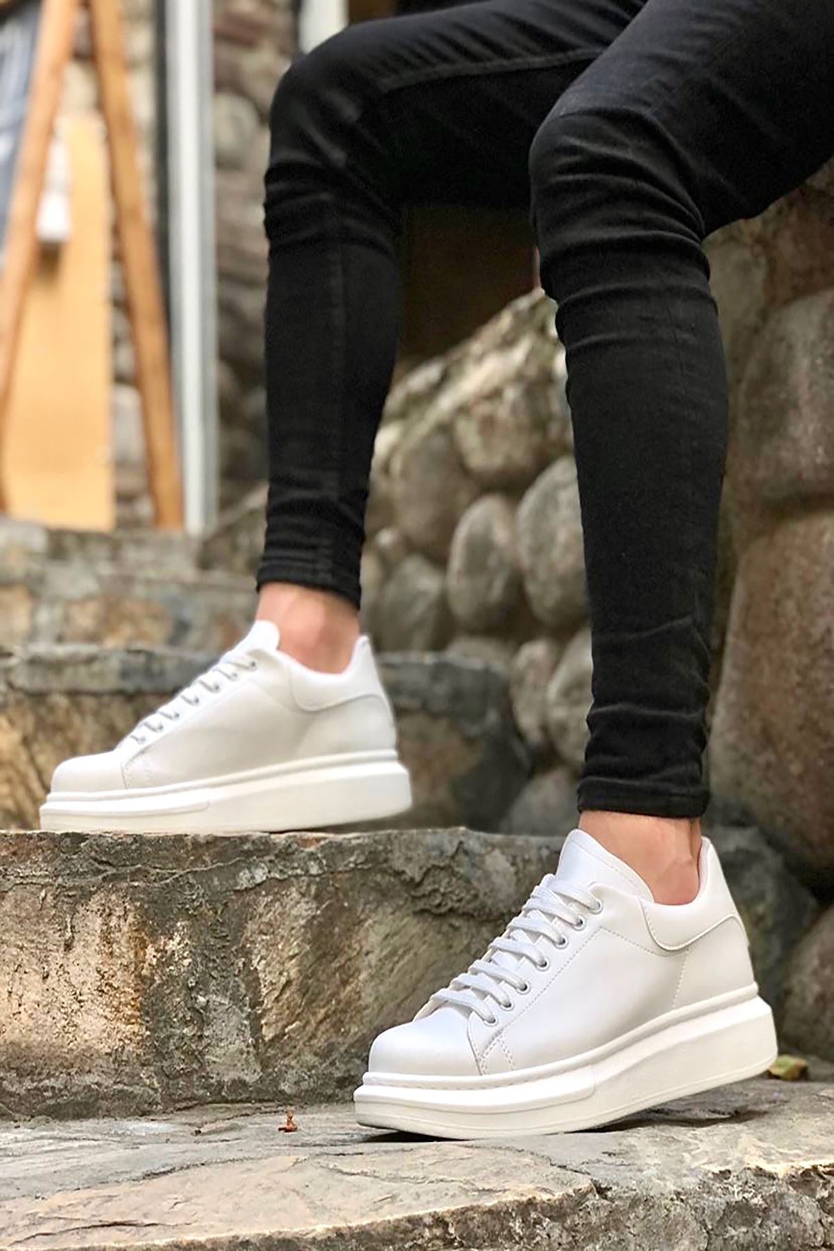 Beyaz Deri Bağcıklı Yüksek Tabanlı Erkek Sneaker