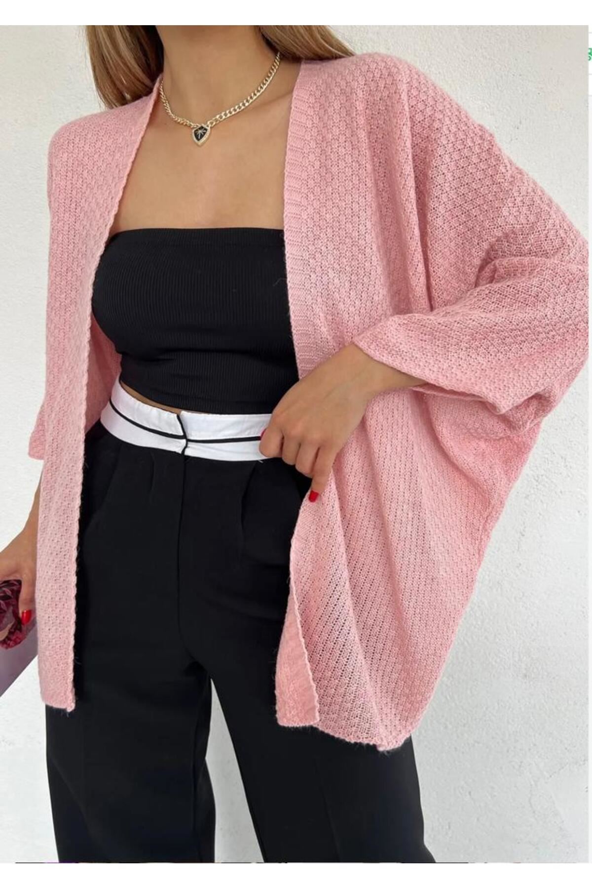 Kadın Yarasa Ince Yazlık Salaş Hırka Pudra