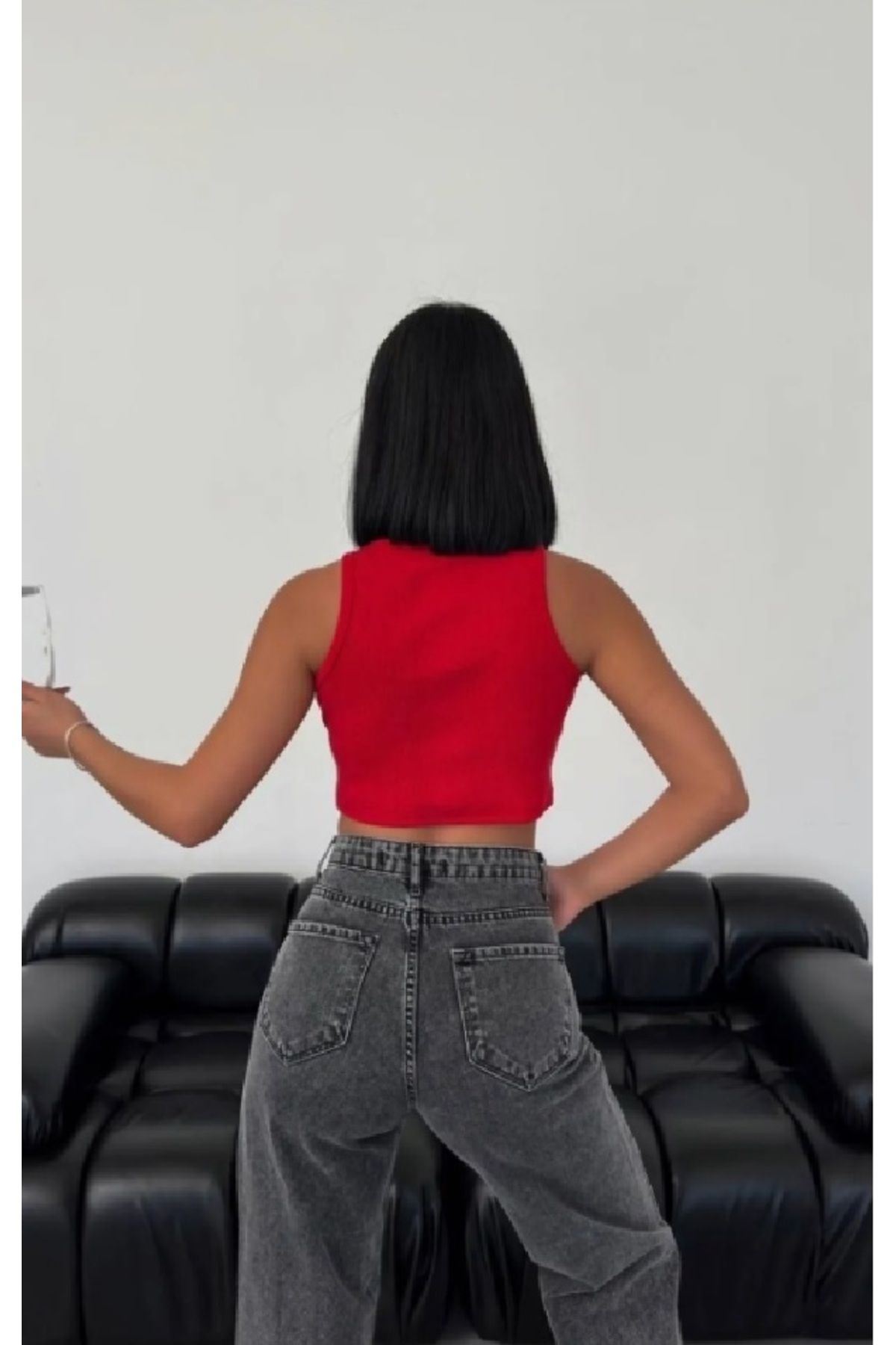 Solmayan Crop Top Esnek Fitilli Halter Yaka Atlet Slim Fit Kırmızı