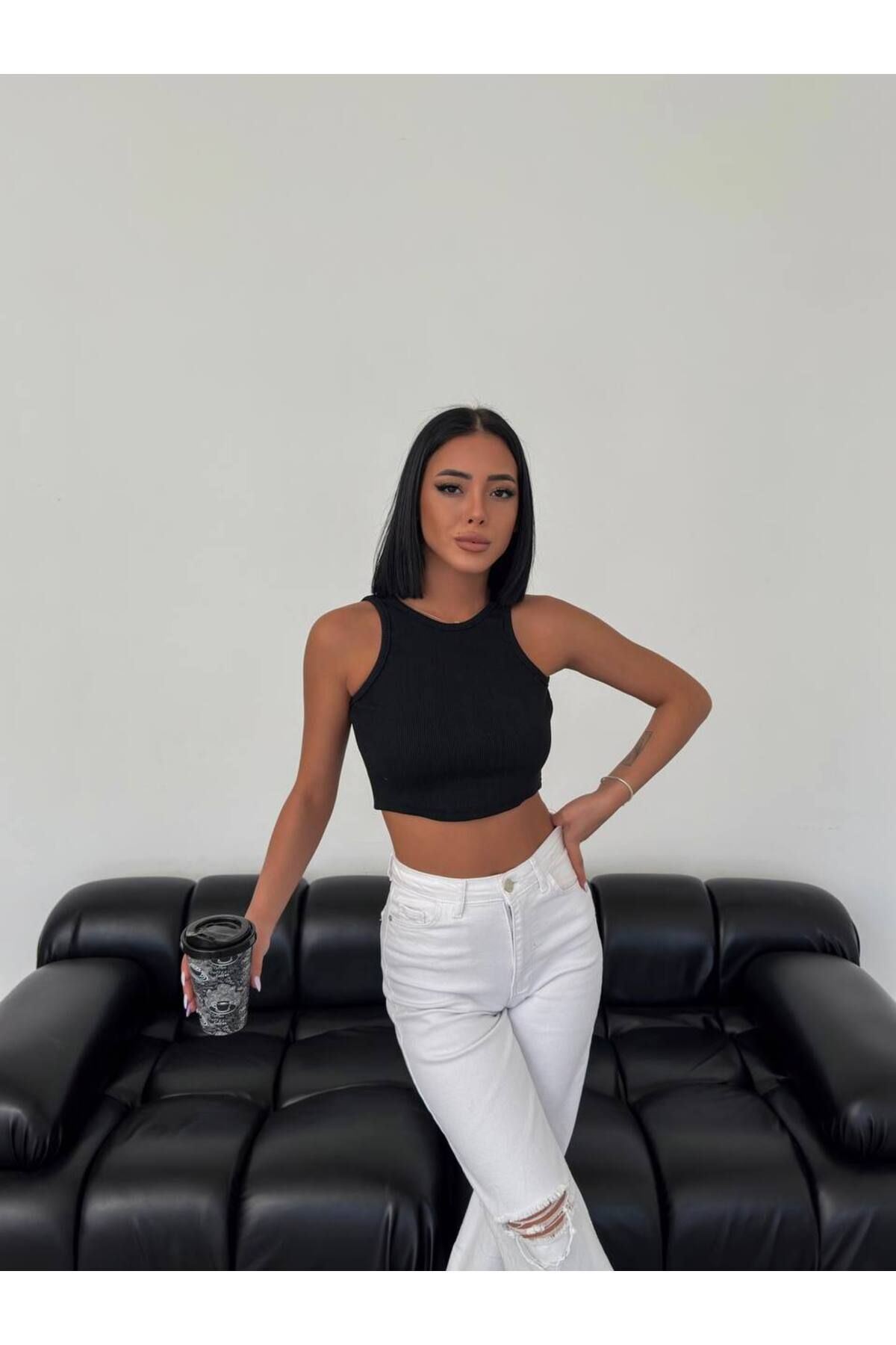 Solmayan Crop Top Esnek Fitilli Halter Yaka Atlet Slim Fit Siyah
