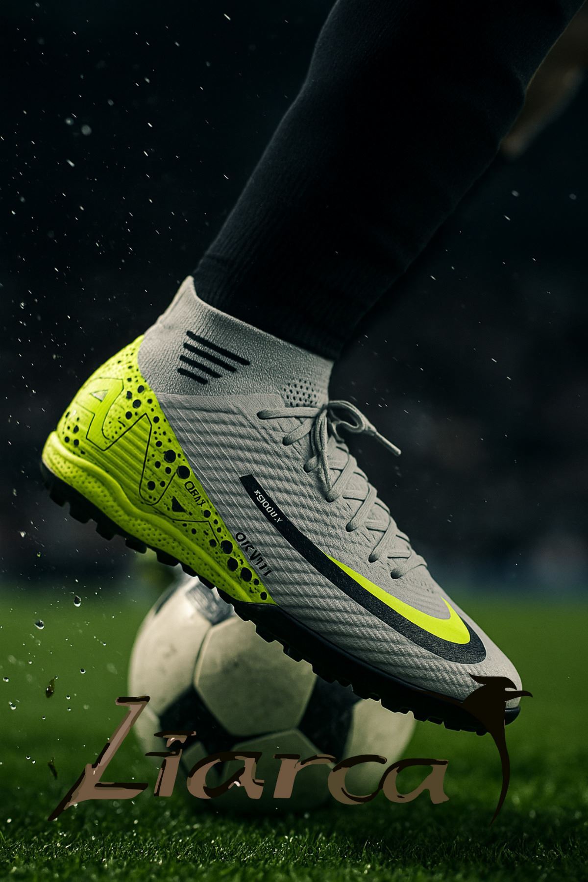 Strike Futbol Ayakkabısı Halısaha Çim Saha Çoraplı Çocuk Krampon Yetişkin