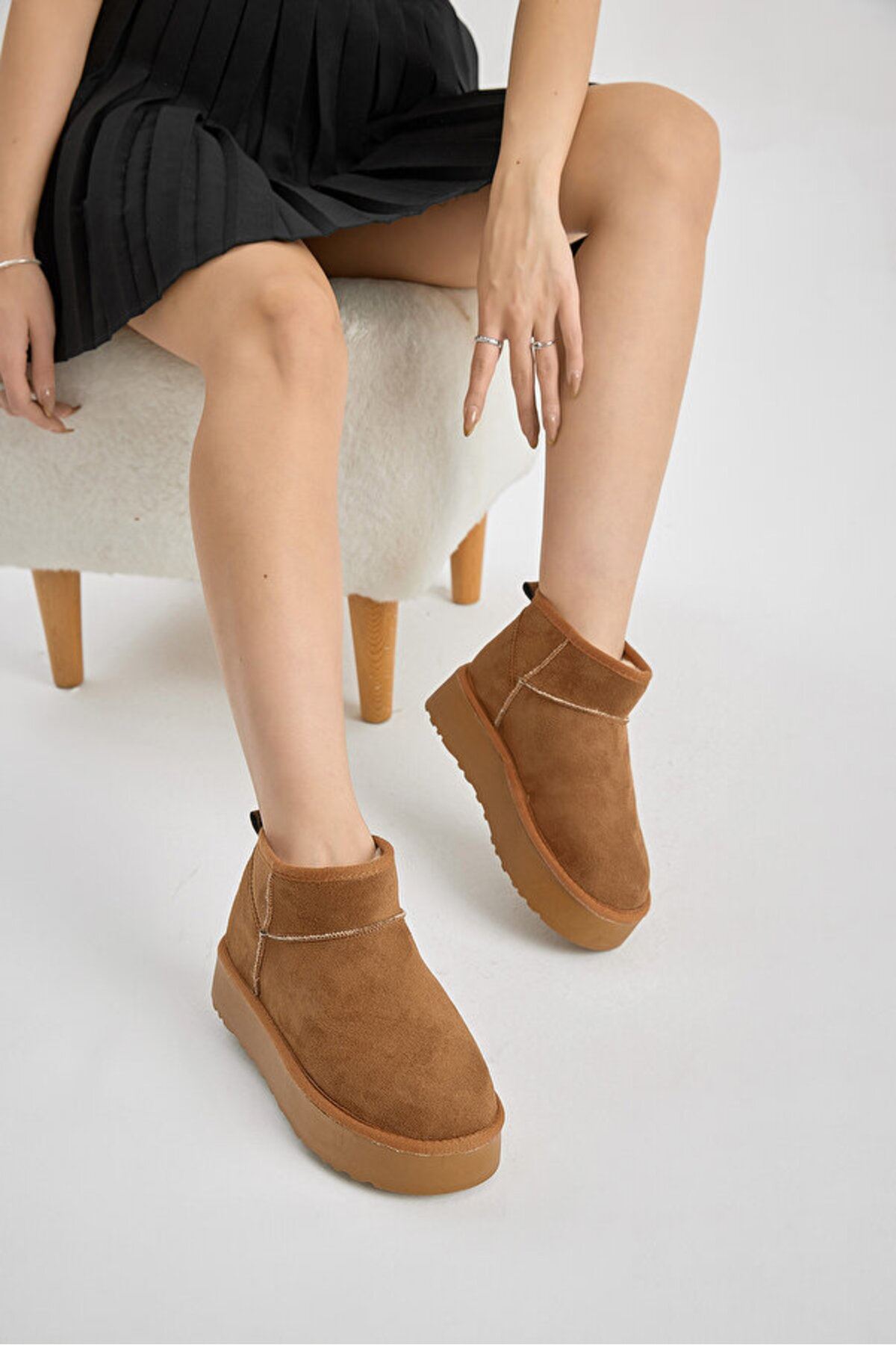 Kadın Su İtici Süet Kısa Bot – İçi Peluşlu Sıcak Tutucu Günlük Kışlık Kaydırmaz Premium Bot