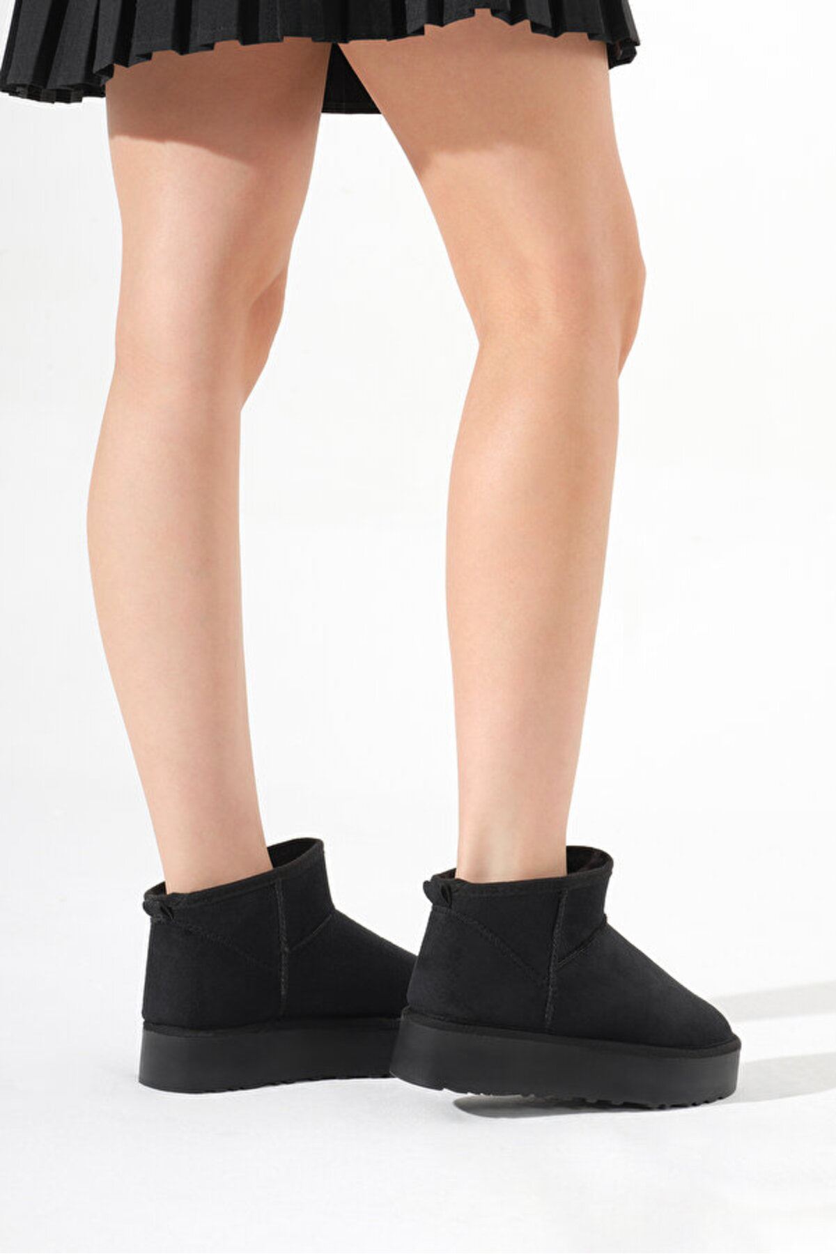 Kadın Su İtici Süet Kısa Bot – İçi Peluşlu Sıcak Tutucu Günlük Kışlık Kaydırmaz Premium Bot