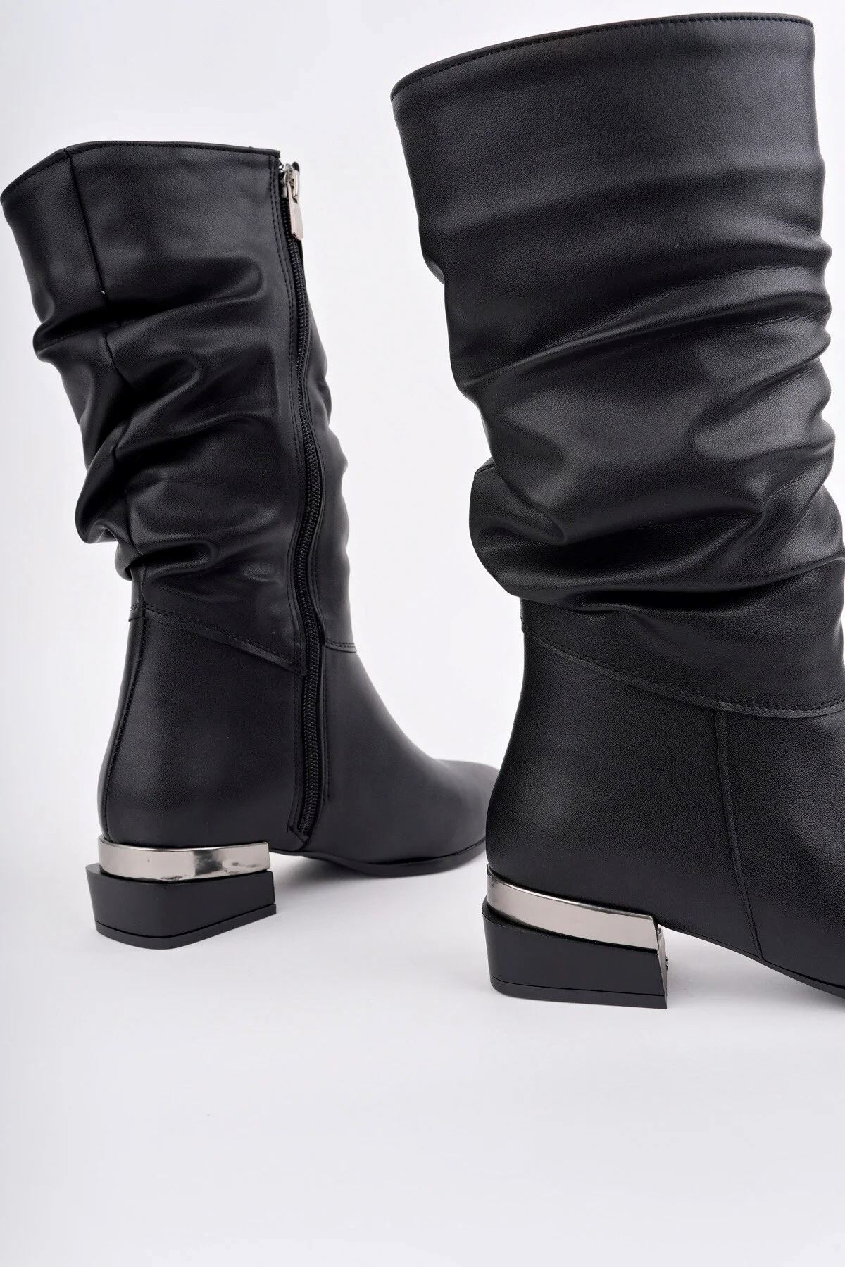 Kadın Siyah Körüklü Orta Topuk Fermuarlı Günlük & Şık Bot Çizme