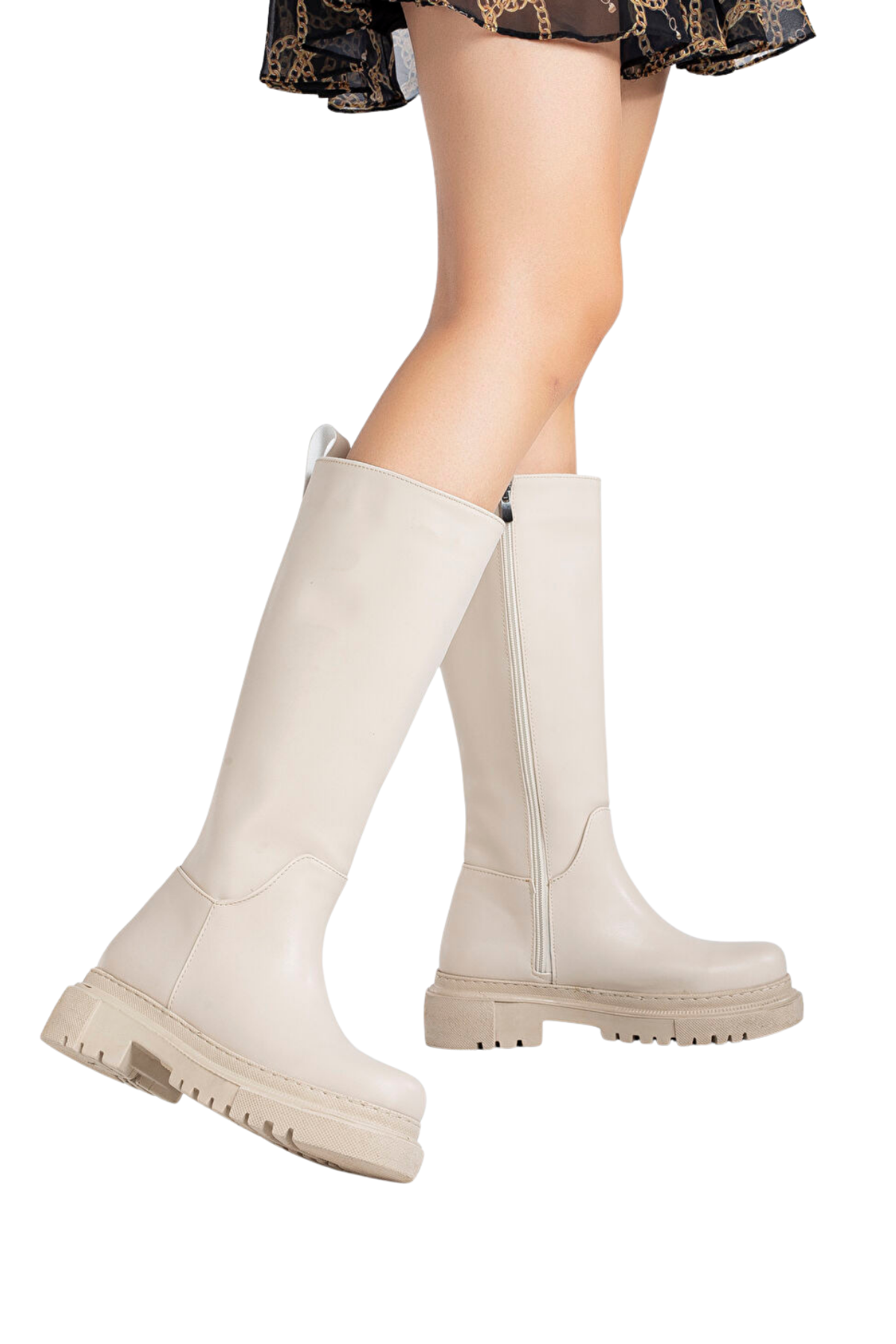 Kadın Bej Diz Altı Çizme Bot – Kalın Tabanlı, Fermuarlı, Günlük Rahat Şehir Çizmesi, Kaymaz Taban, Konforlu İç Astar, Modern ve Güçlü Stil 