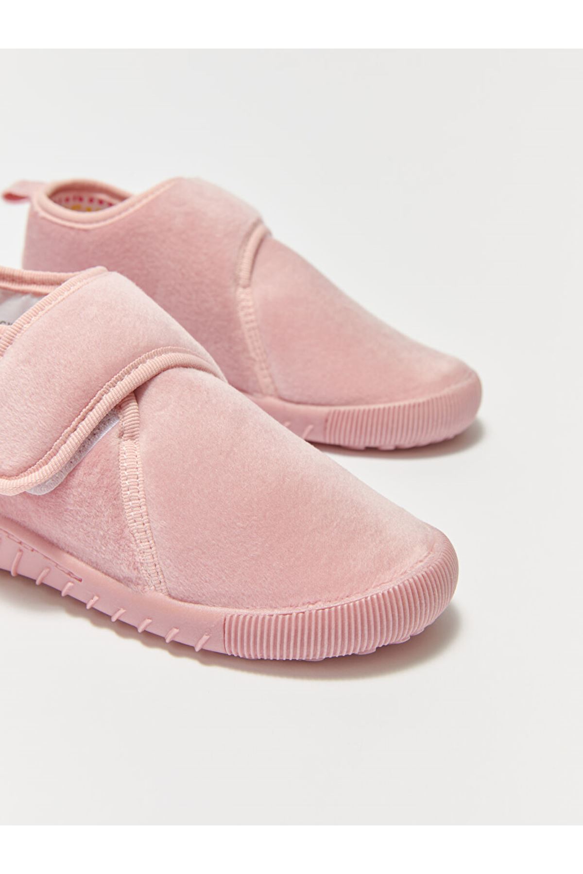 Kız Çocuk Pembe Cırt Cırtlı Günlük Ayakkabı – Yumuşak Tabanlı, Rahat ve Hafif Panduf