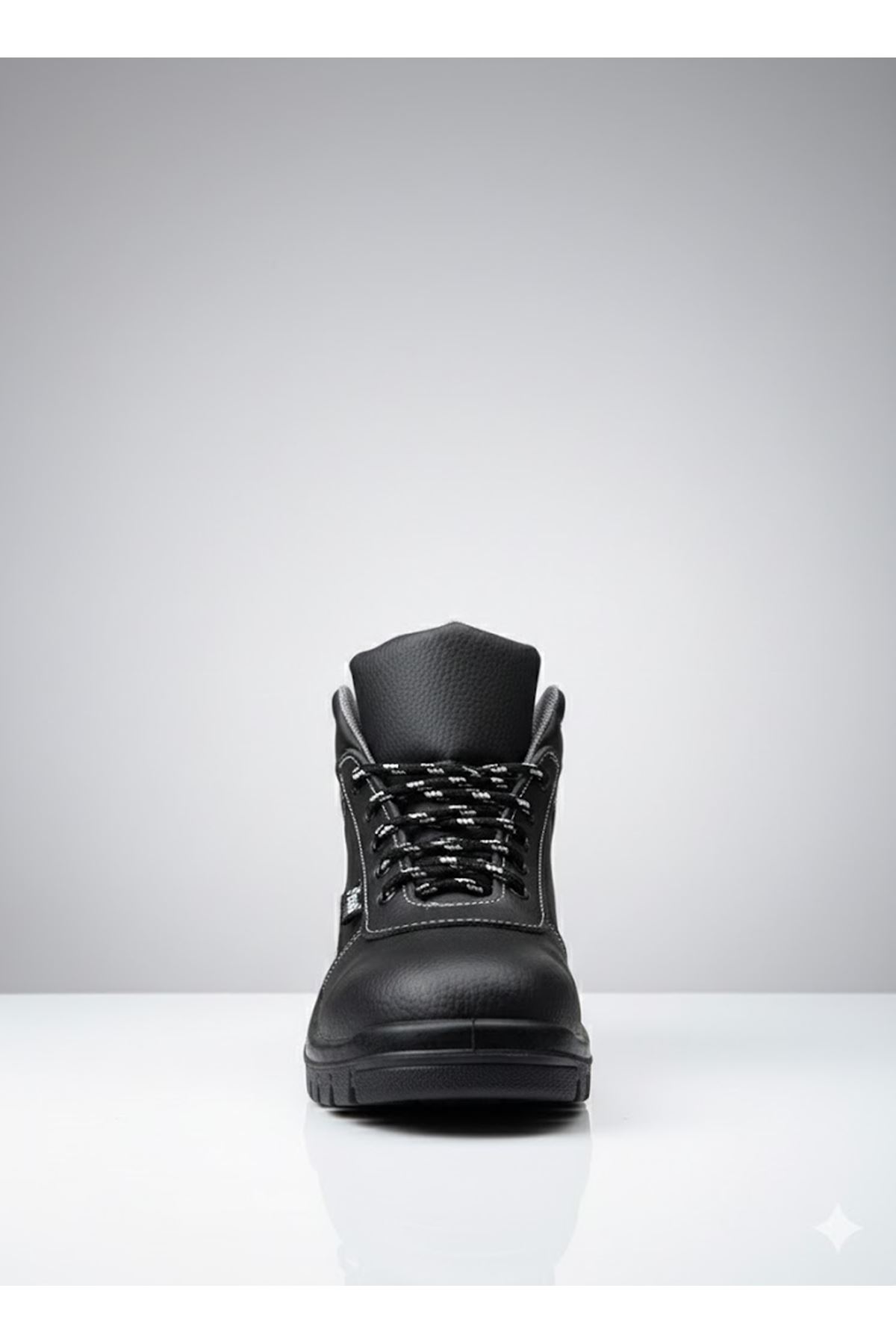 Hafif ve Dayanıklı İş Botu | Kaymaz Taban, Ergonomik Tasarım ve Gün Boyu Konfor S1P