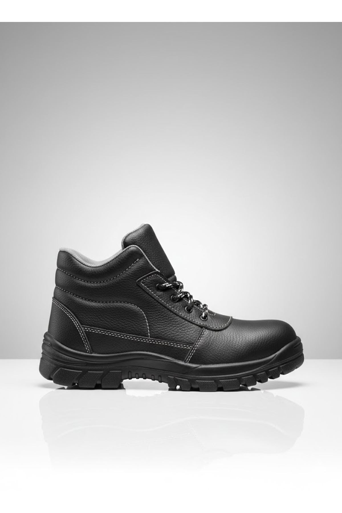 Hafif ve Dayanıklı İş Botu | Kaymaz Taban, Ergonomik Tasarım ve Gün Boyu Konfor S1P