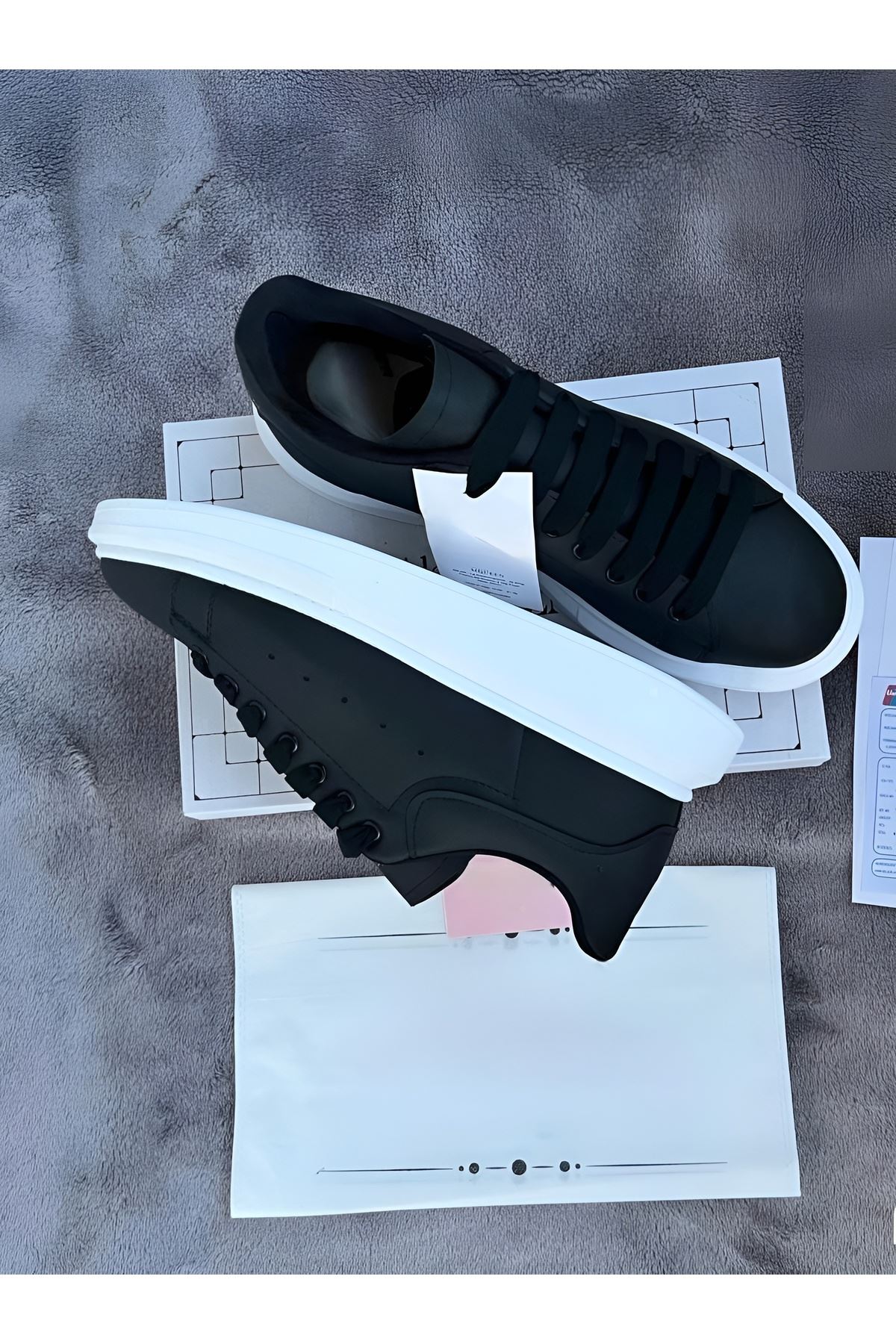 Santa Monica Siyah Spor Ayakkabı – Hafif, Nefes Alabilen Günlük Yürüyüş Sneaker