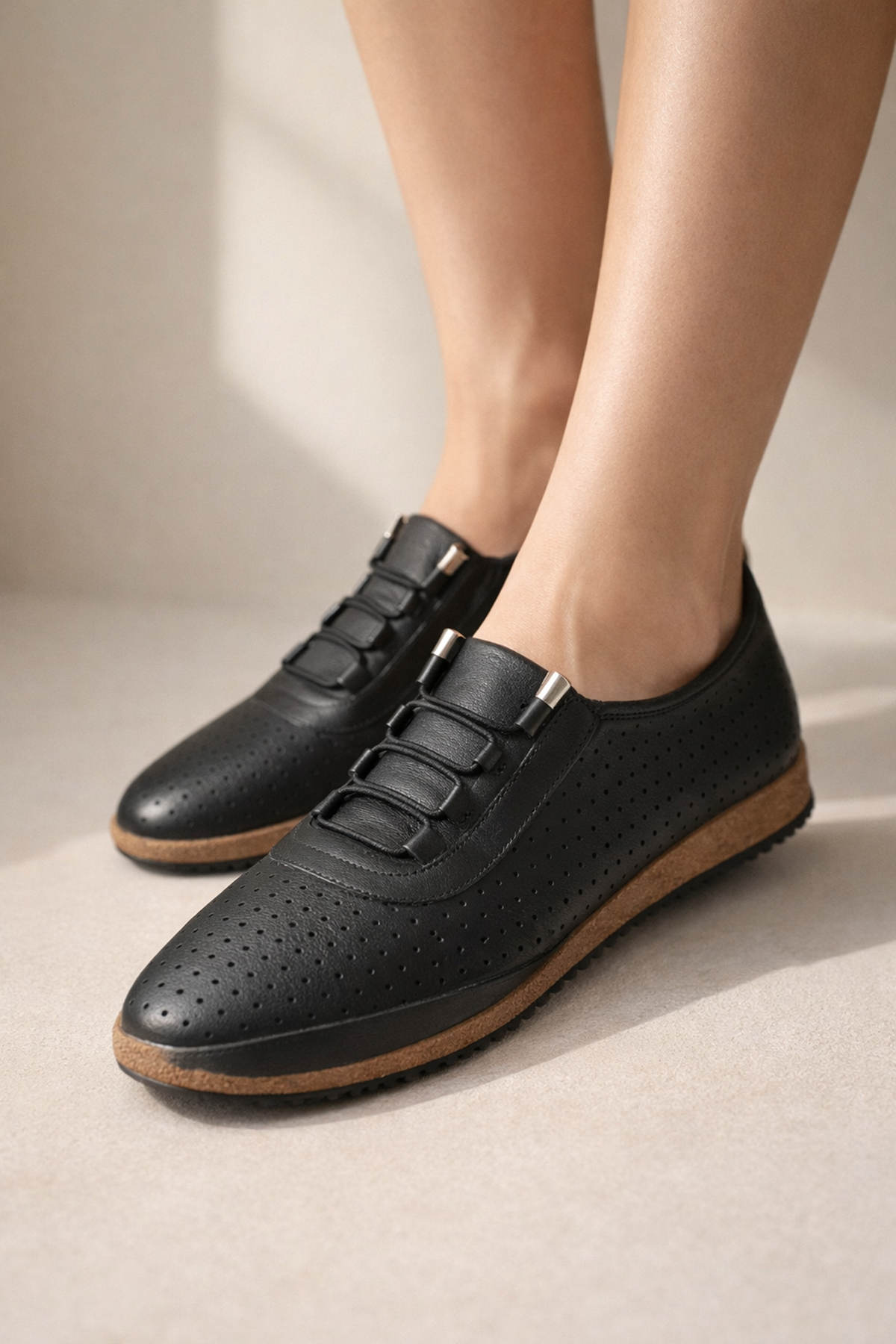 Kadın Ortopedik Delikli Comfort Günlük Ayakkabı Siyah