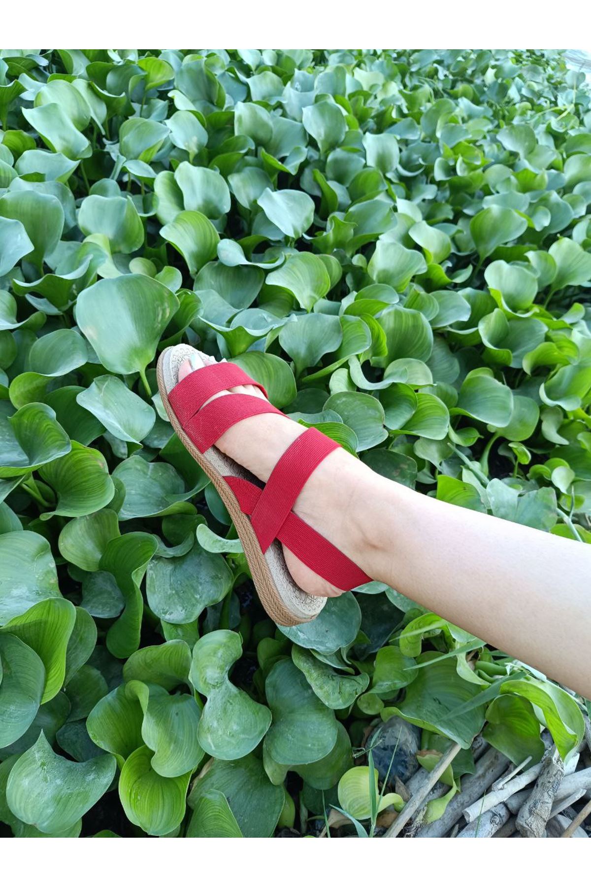 İnce Taban Kadın Günlük Comfort Kırmızı Ayakkabı Kaymaz Taban Lastikli 