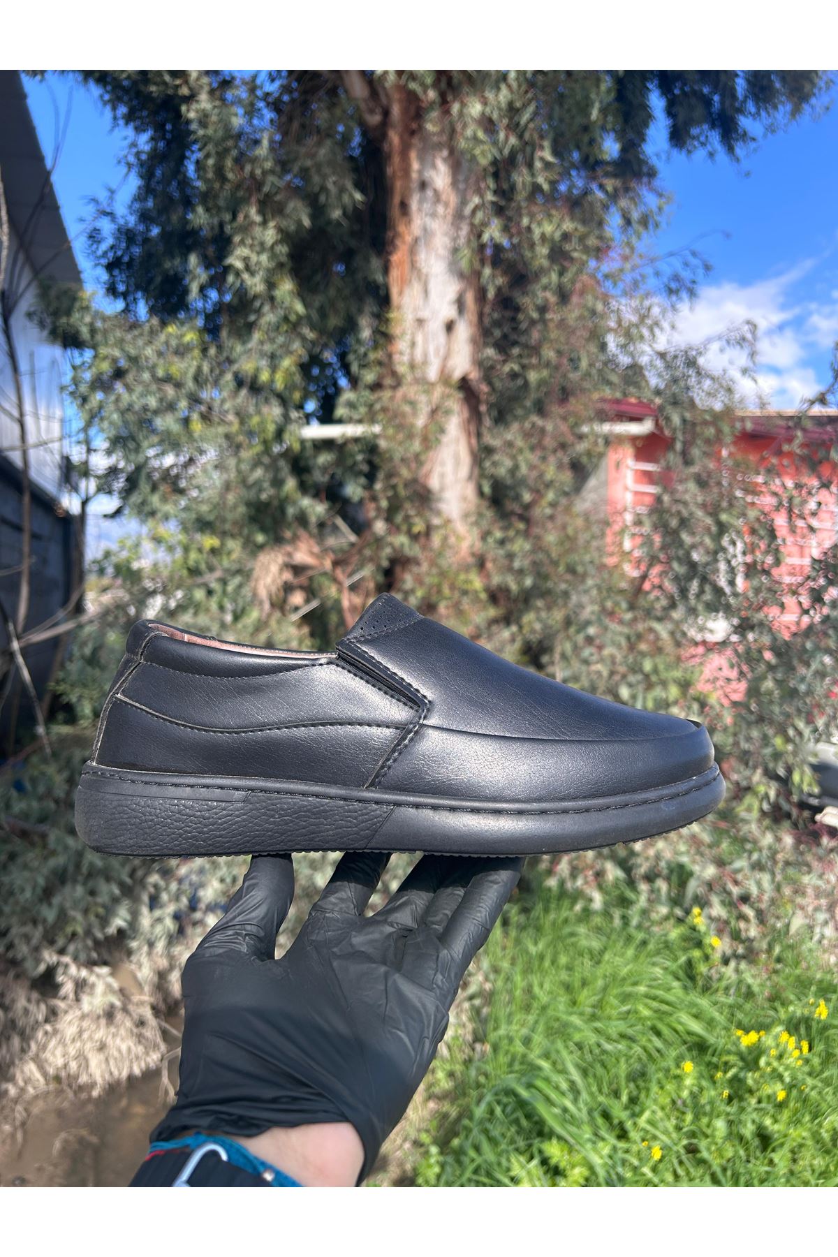 Erkek Yerel Cilt Günlük Casual Siyah Ayakkabı – Modern ve Rahat Tasarım