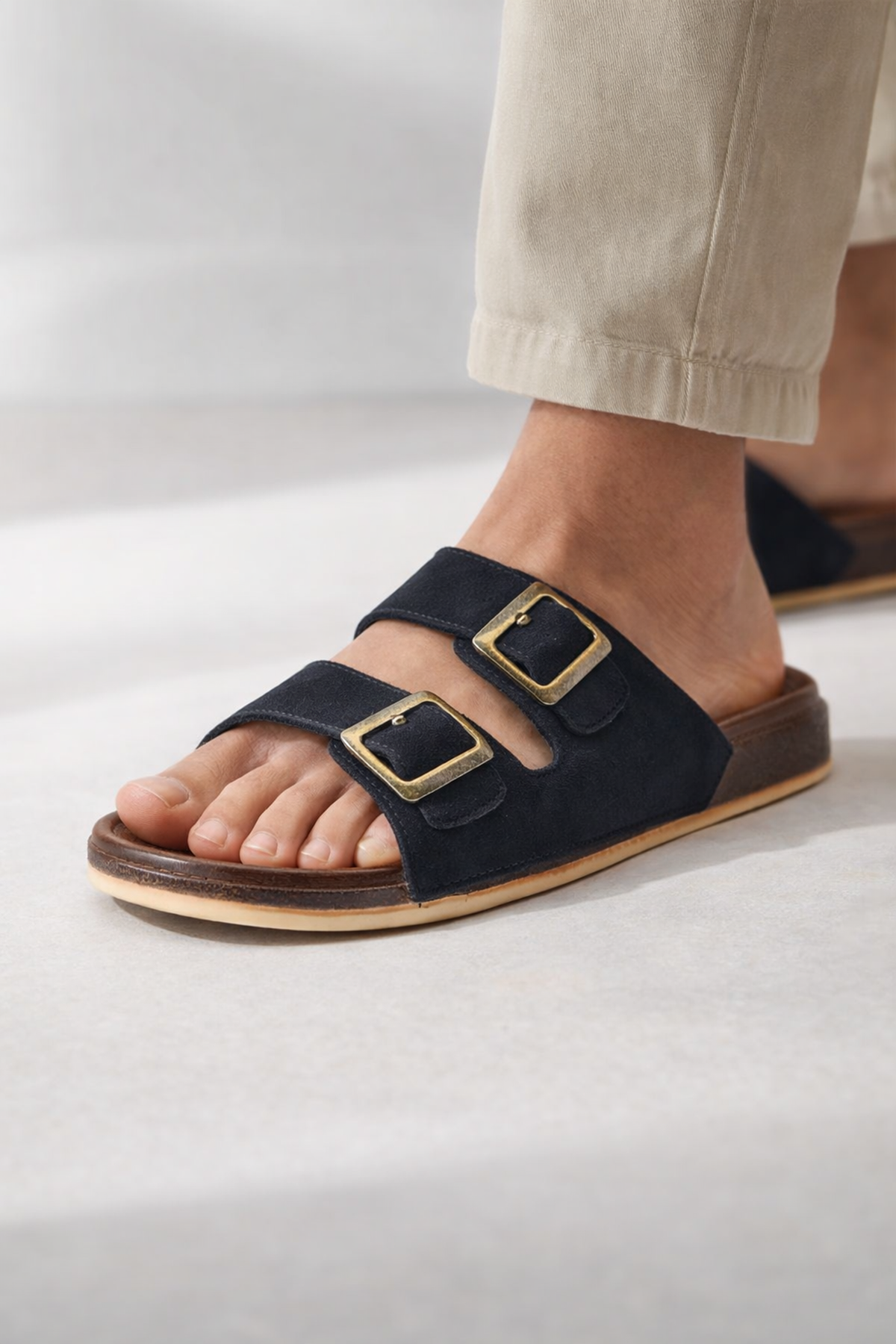 Ultra Hafif Günlük Konfor Unisex Terlik – Modern Tasarım ve Esnek Taban