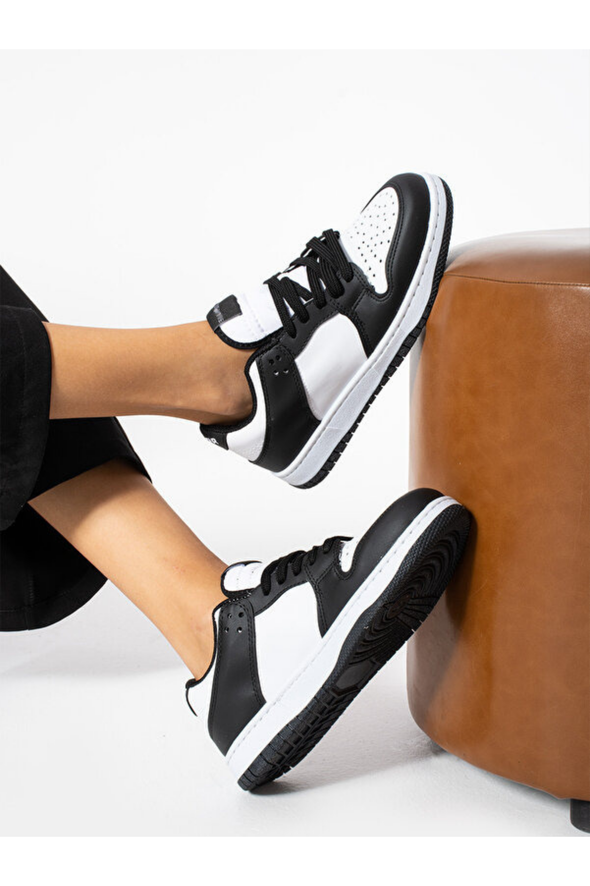 Sandrush Low Top Dayanıklı Rahat Unisex Günlük Sneaker Ayakkabı – Siyah Beyaz