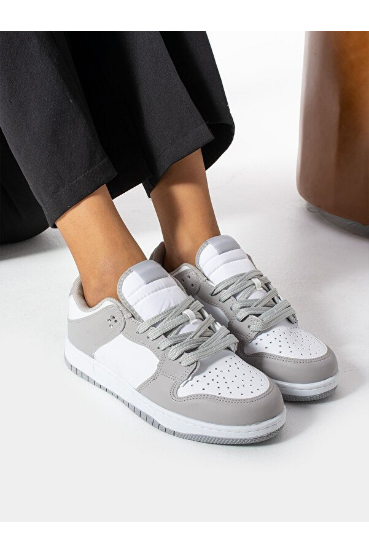 Sandrush Low Top Dayanıklı Rahat Unisex Günlük Sneaker Ayakkabı – Beyaz Gri