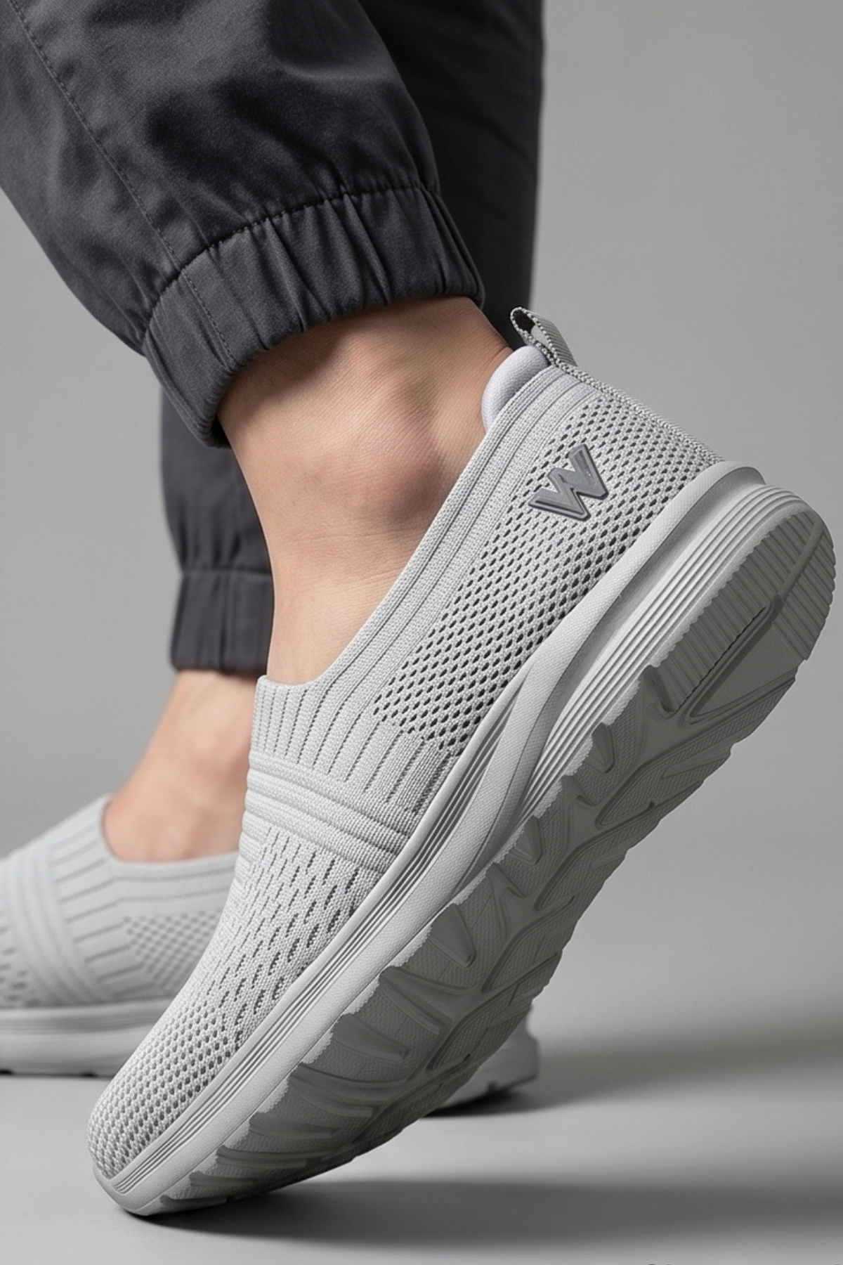 CloudWalk Comfort Buz Gri Rahat Günlük Yumuşak Tabanlı 4 Mevsim Trend Kadın Slip-On Sneaker Ayakkabı