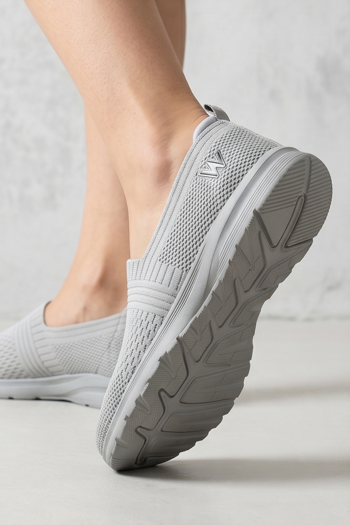 CloudWalk Comfort Buz Gri Rahat Günlük Yumuşak Tabanlı 4 Mevsim Trend Kadın Slip-On Sneaker Ayakkabı