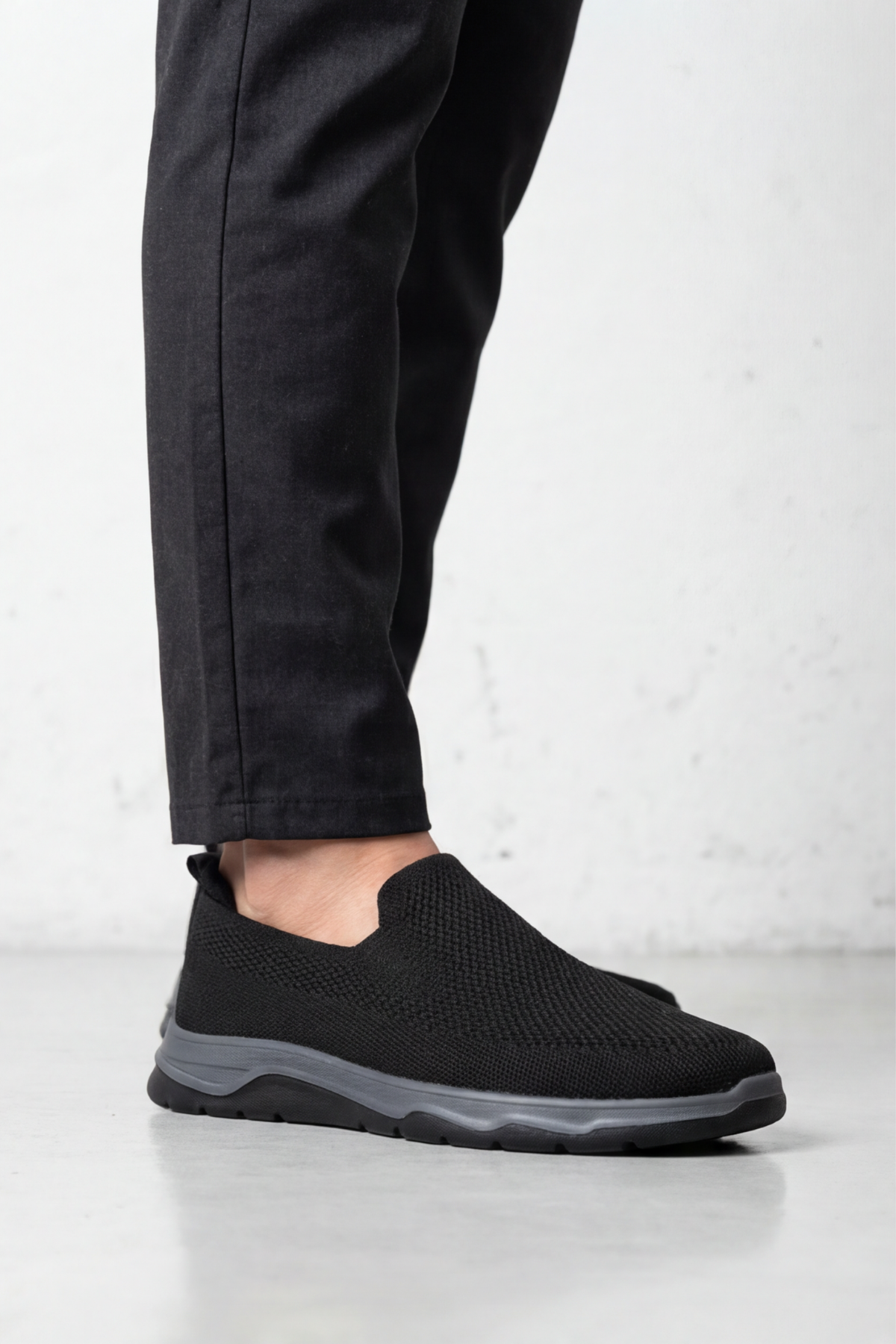 Ultra Hafif Nefes Alabilir Siyah Slip-On Sneaker Günlük Rahat Erkek Spor Ayakkabı