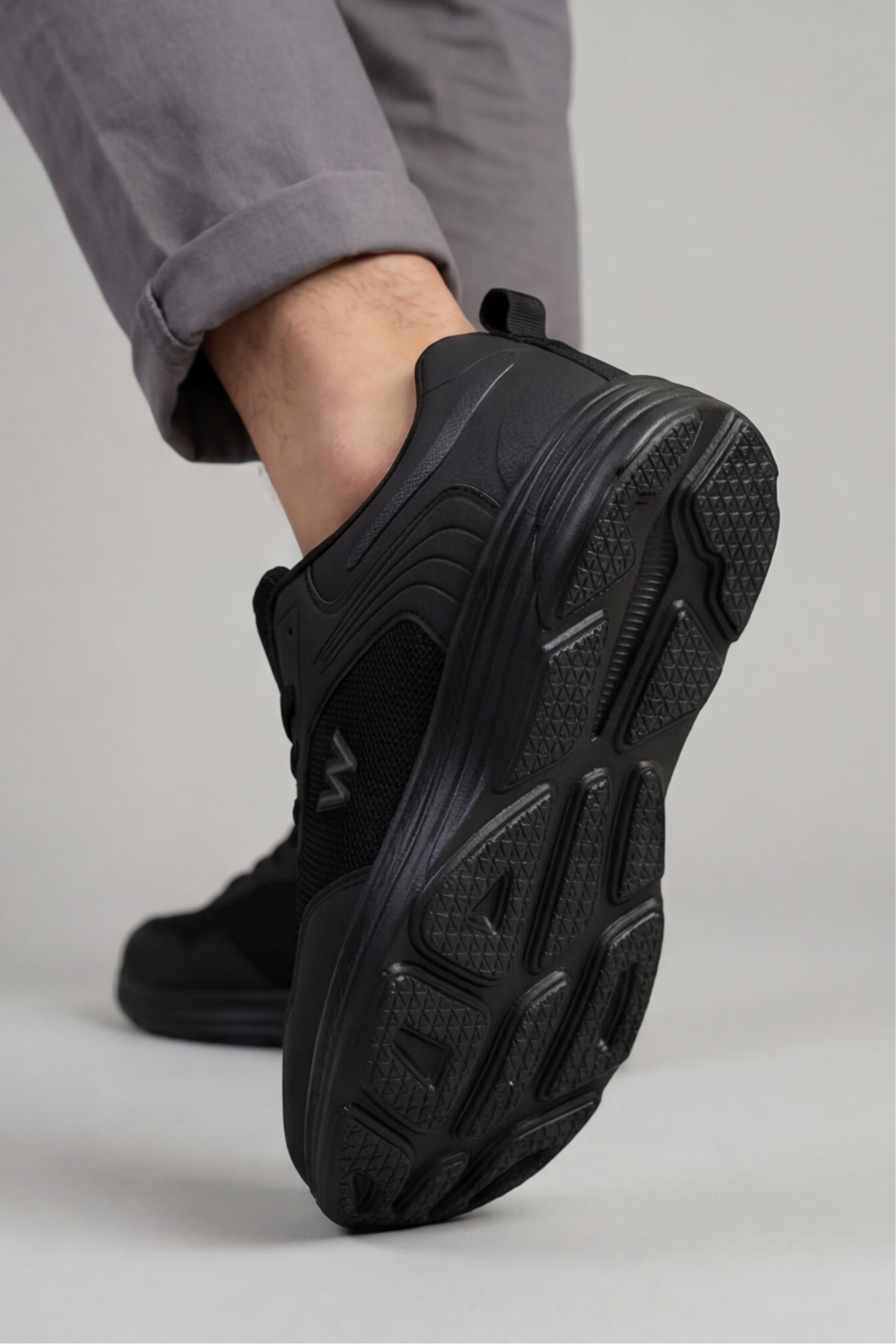 Comfy Step Siyah Günlük Spor Sneaker – Kaymaz Taban Konfor Serisi Erkek Ayakkabı 