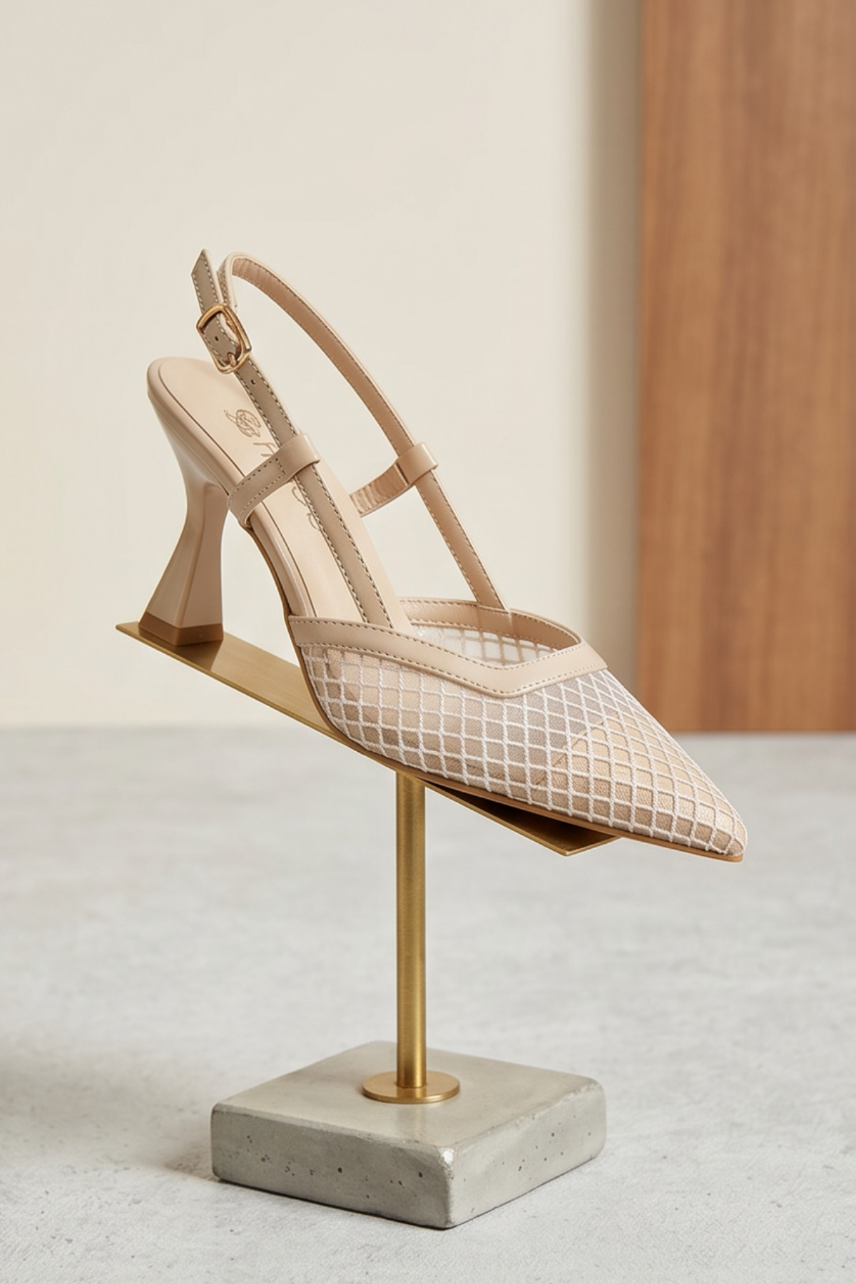 Elegance Nude File Dokulu İnce Topuklu Slingback Kadın Ayakkabı – Modern Zarif ve Şık