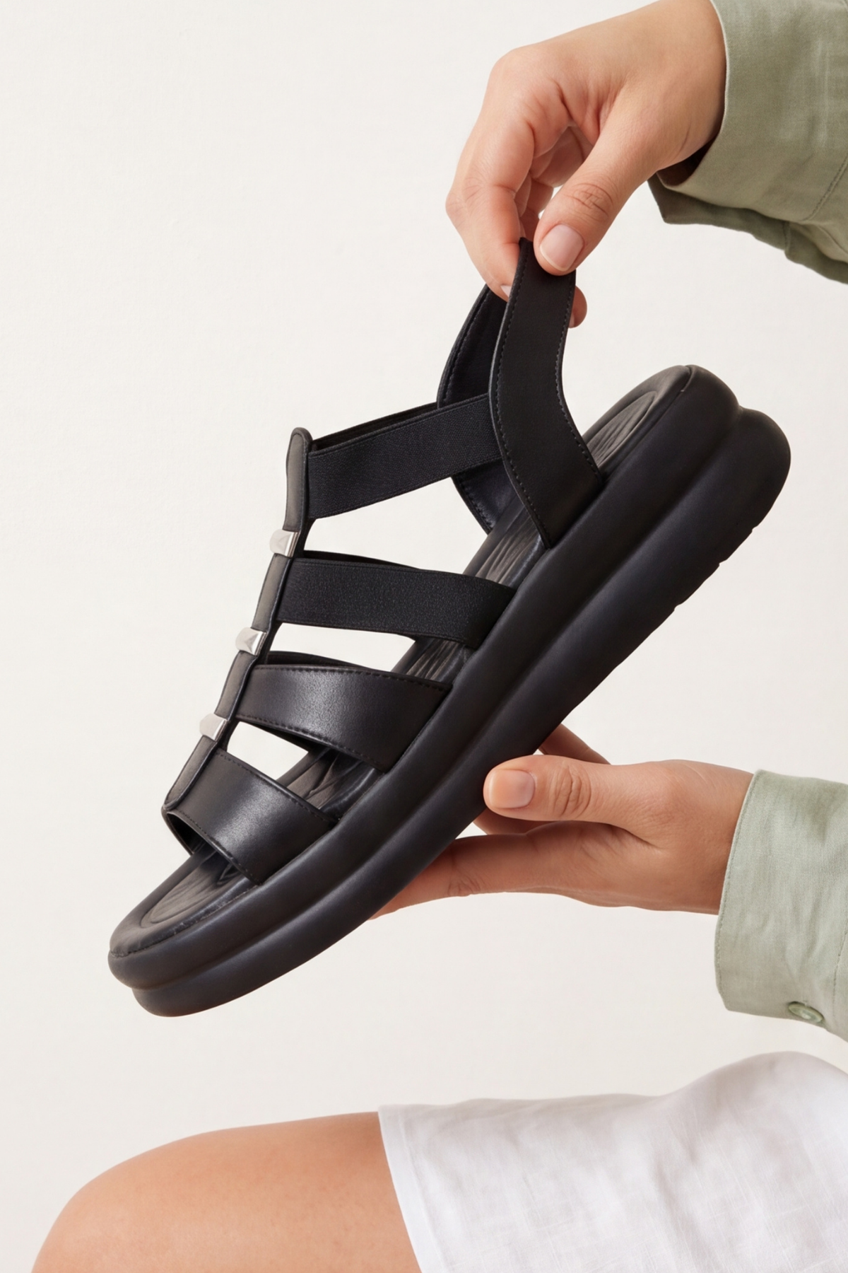 FlexWalk Kadın Lastik Destekli Günlük Rahat Topuklu Sandalet
