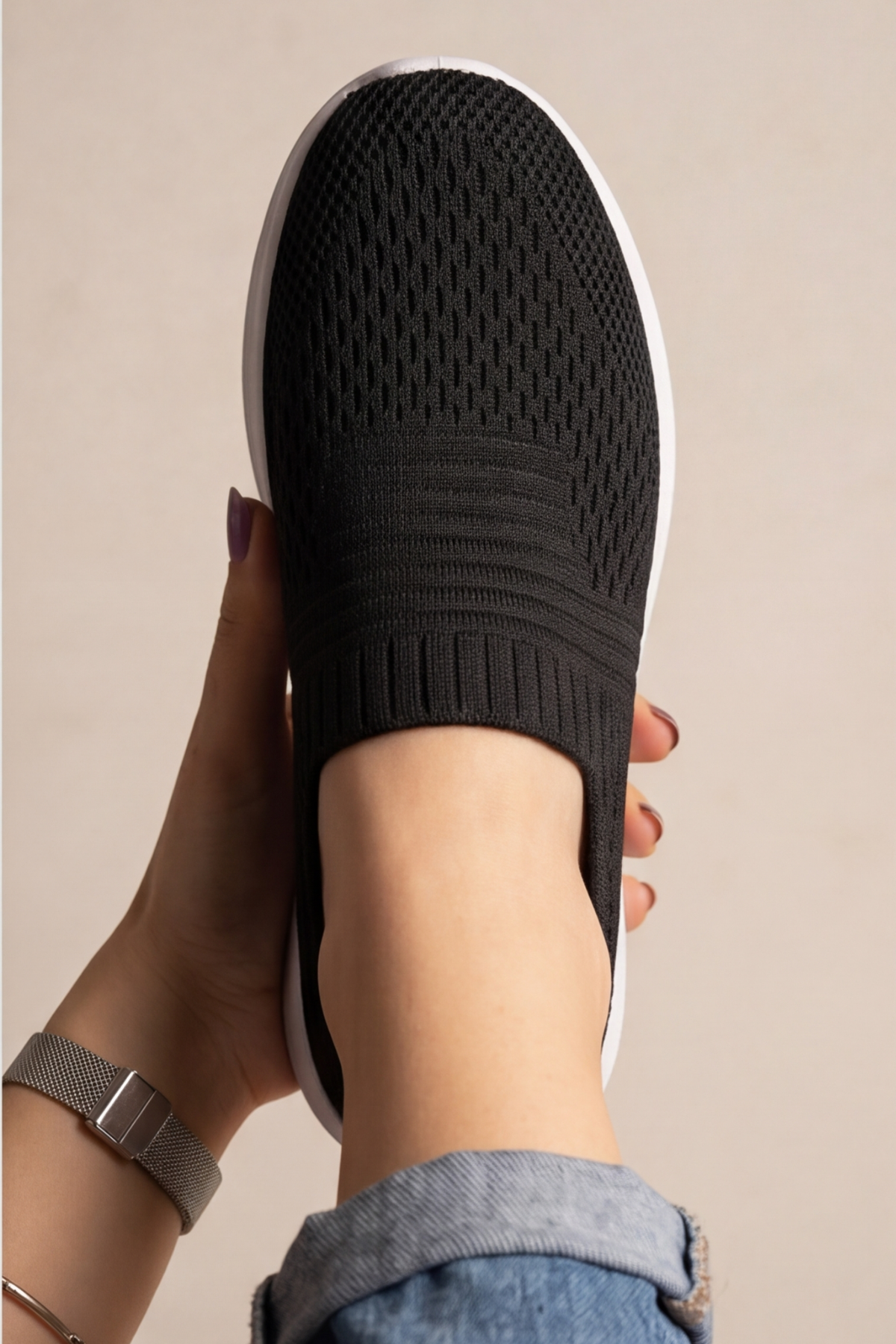 CloudWalk Comfort Siyah Beyaz Rahat Günlük Yumuşak Tabanlı 4 Mevsim Trend Kadın Slip-On Sneaker Ayakkabı