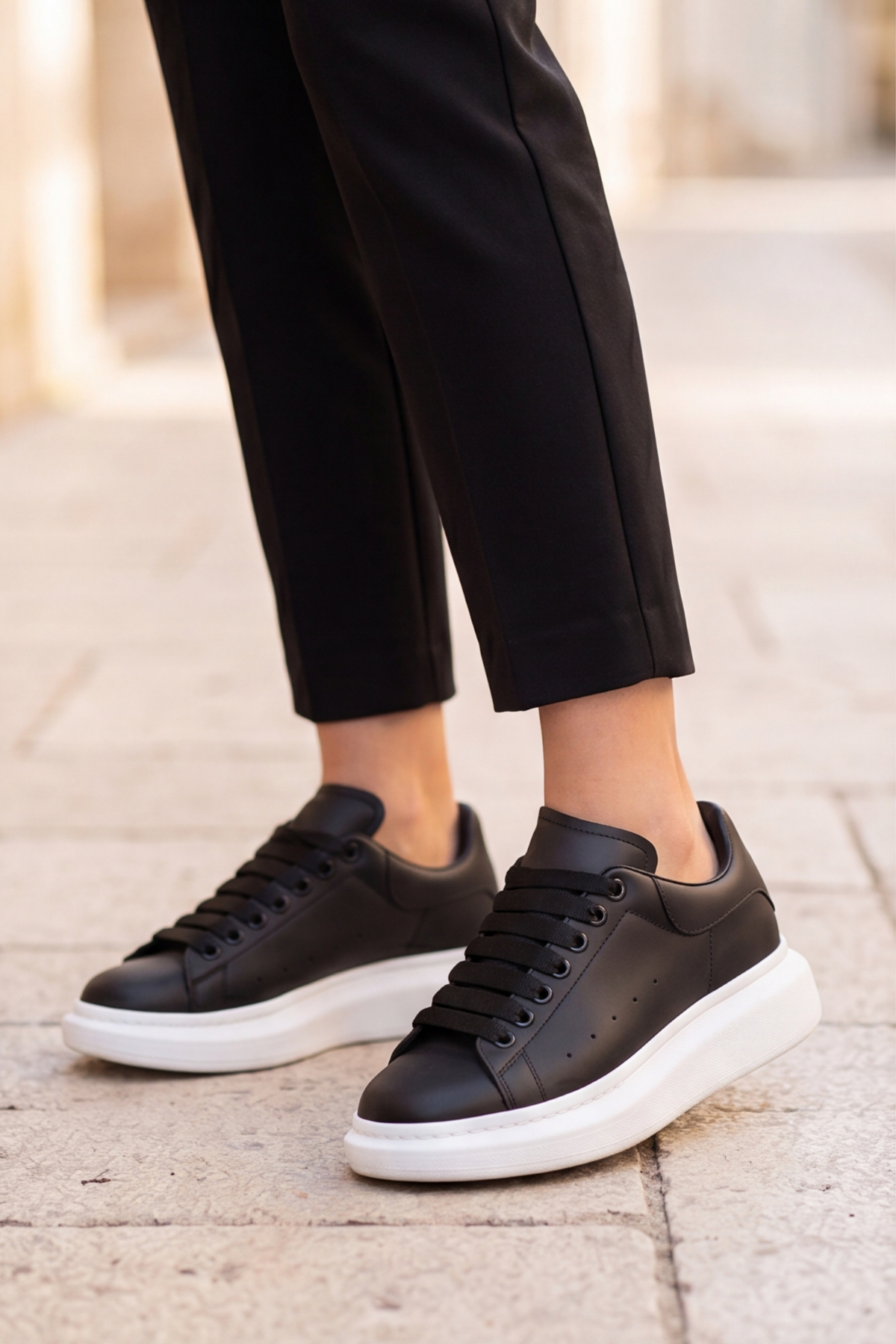 LiaQuenn - Rahat ve Hafif Yüksek Tabanlı Yürüyüş Günlük Spor Giy Çık Unisex Siyah-Beyaz Sneaker Ayakkabı