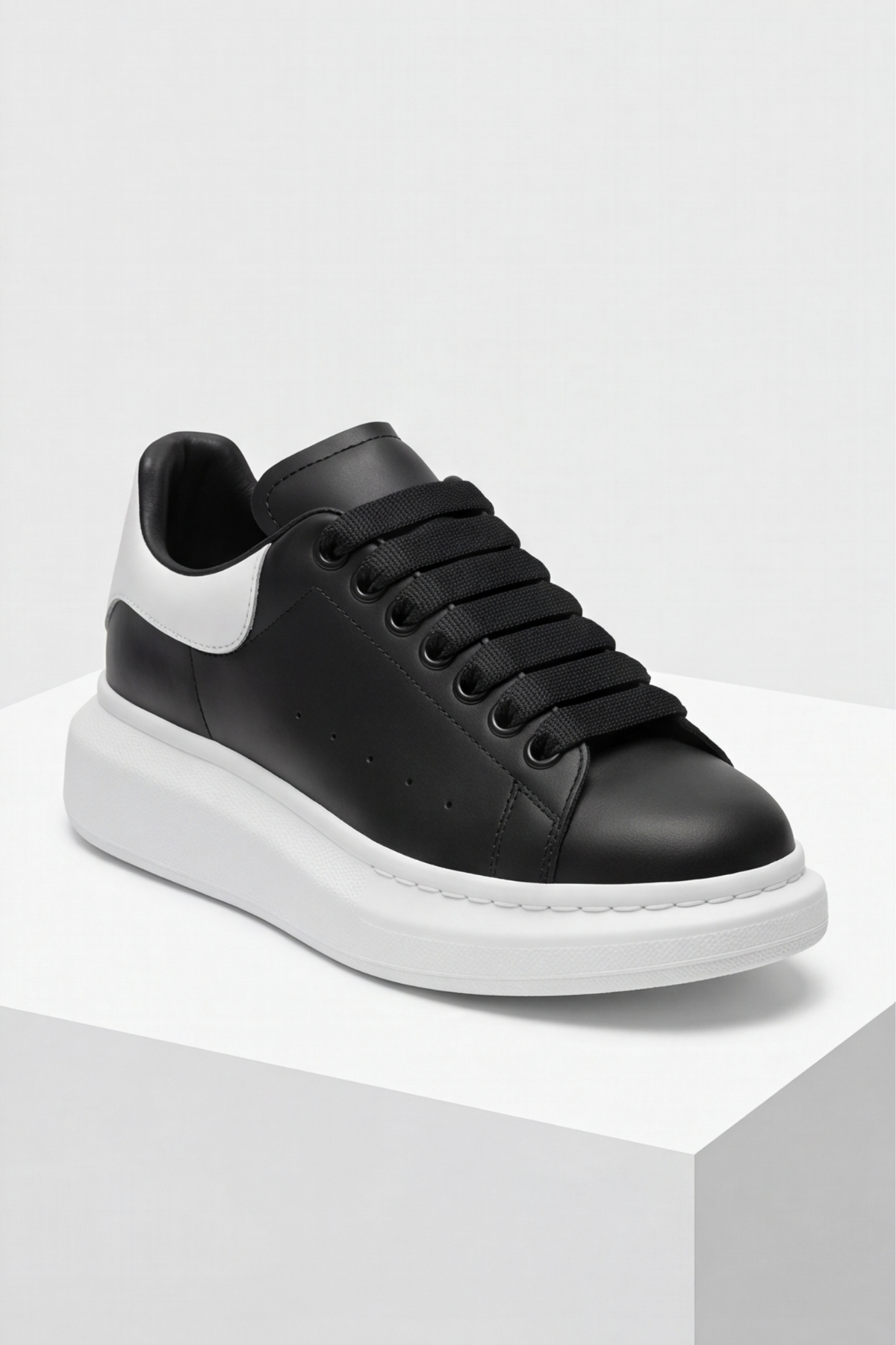 LiaQuenn - Rahat ve Hafif Yüksek Tabanlı Yürüyüş Günlük Spor Giy Çık Unisex Beyaz-Siyah-Beyaz Sneaker Ayakkabı