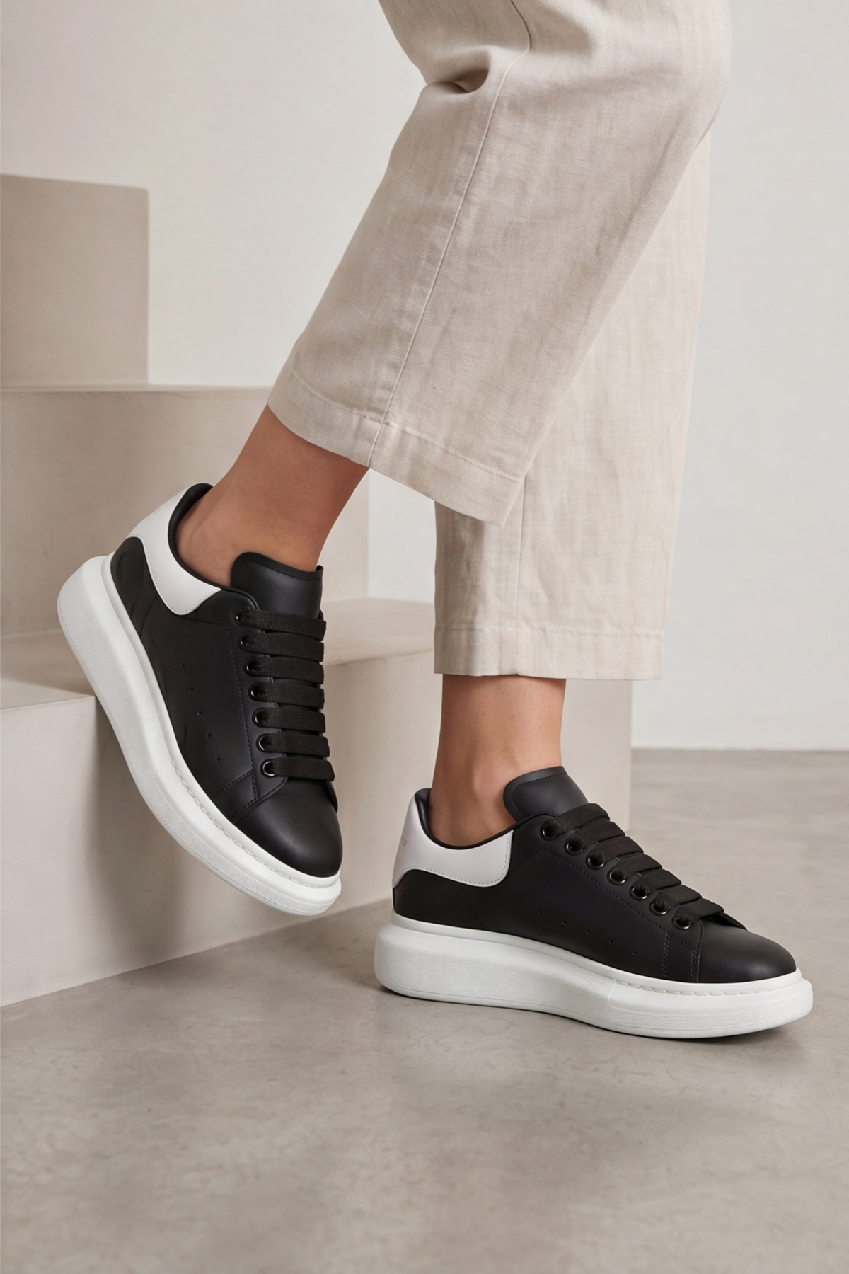 LiaQuenn - Rahat ve Hafif Yüksek Tabanlı Yürüyüş Günlük Spor Giy Çık Unisex Beyaz-Siyah-Beyaz Sneaker Ayakkabı