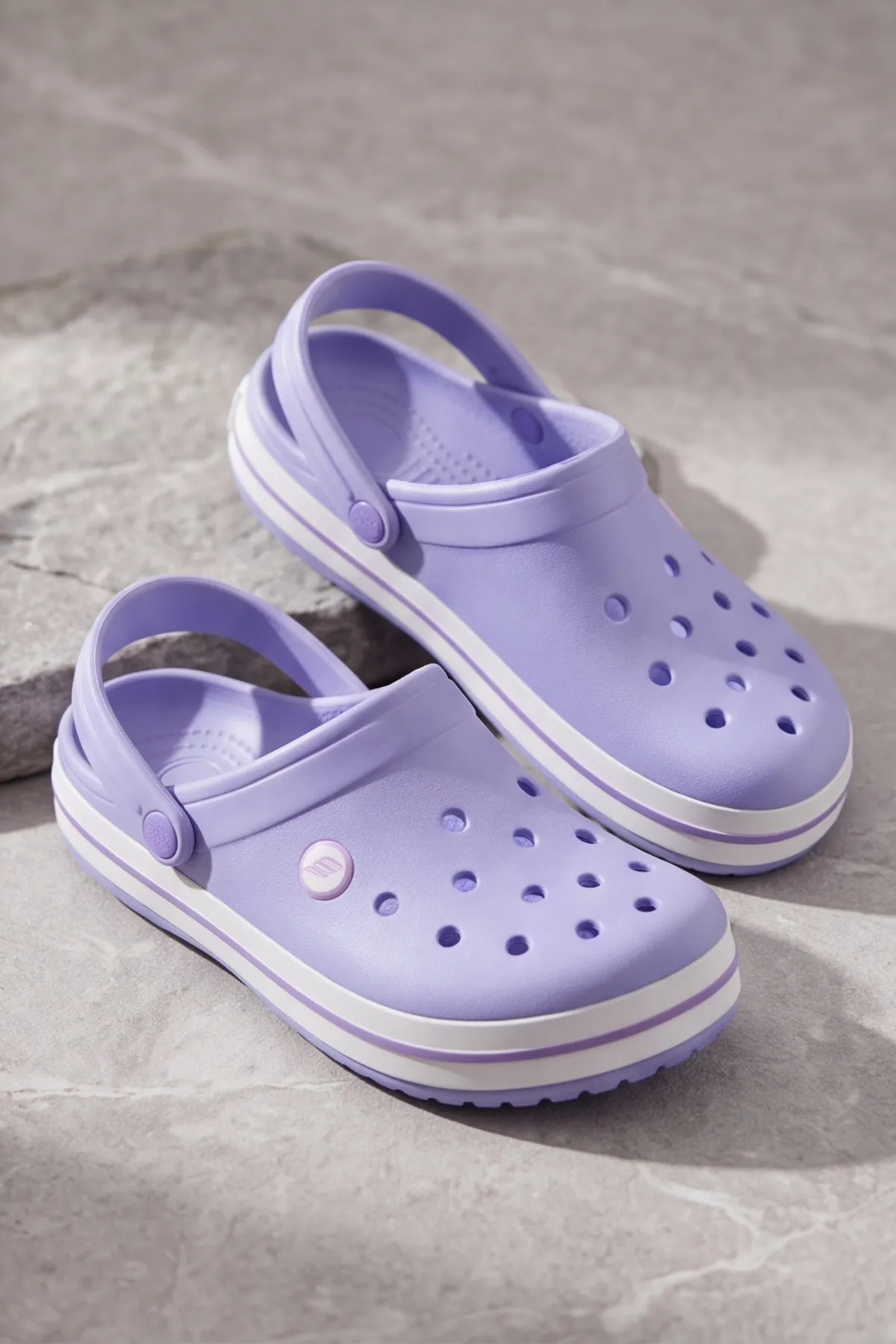 EasyStep - Lila - Beyaz Hafif EVA Sabo Terlik, Ergonomik Tabanlı Nefes Alabilen Islak Zemin Uyumlu Kemerli Hastane, Plaj, Ev ve Günlük Kullanım Terliği - Clog Sandalet