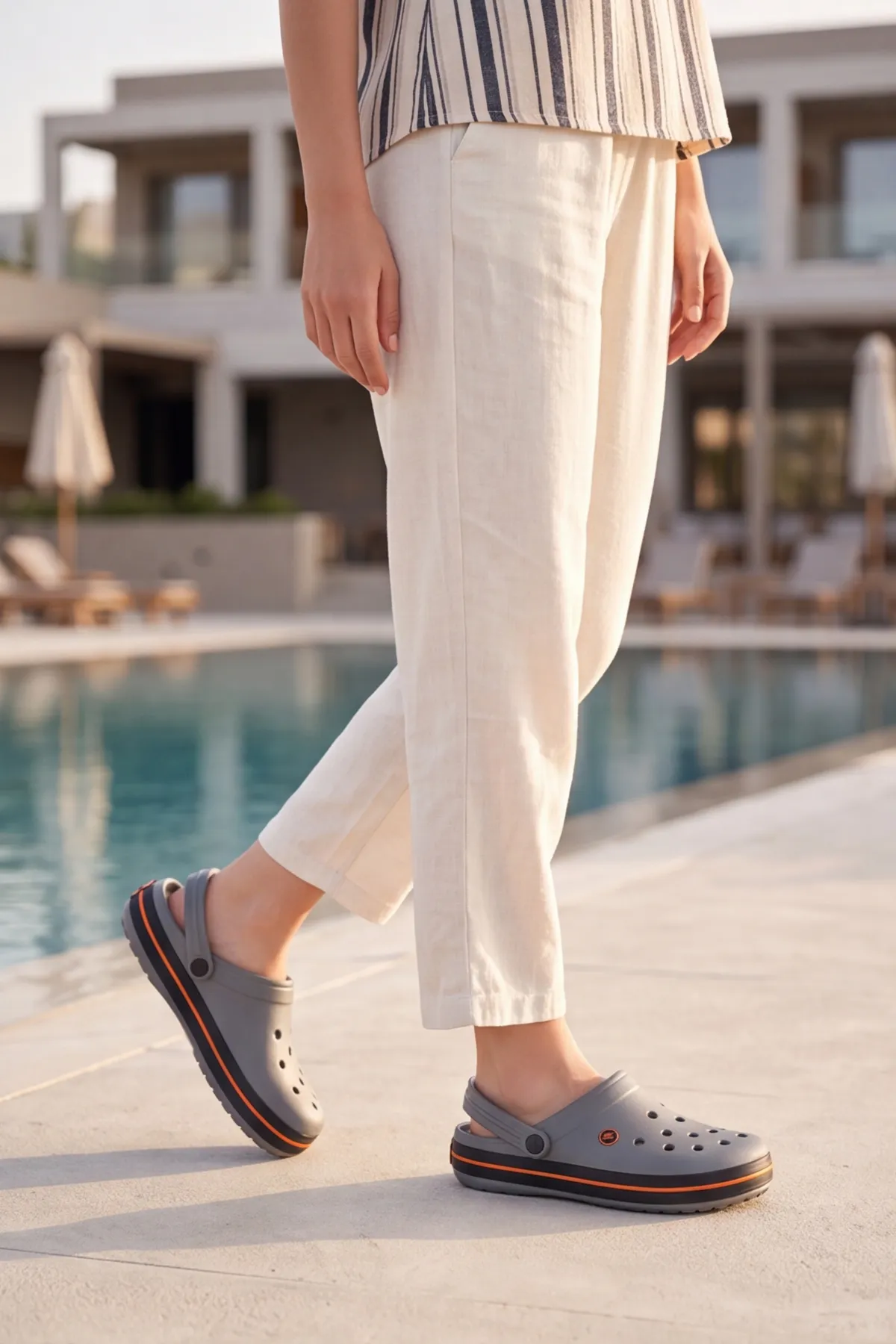 EasyStep - Gri Siyah Turuncu Unisex Hafif EVA Sabo Terlik, Ergonomik Tabanlı Nefes Alabilen Islak Zemin Uyumlu Kemerli Hastane, Plaj, Ev ve Günlük Kullanım Terliği - Clog Sandalet