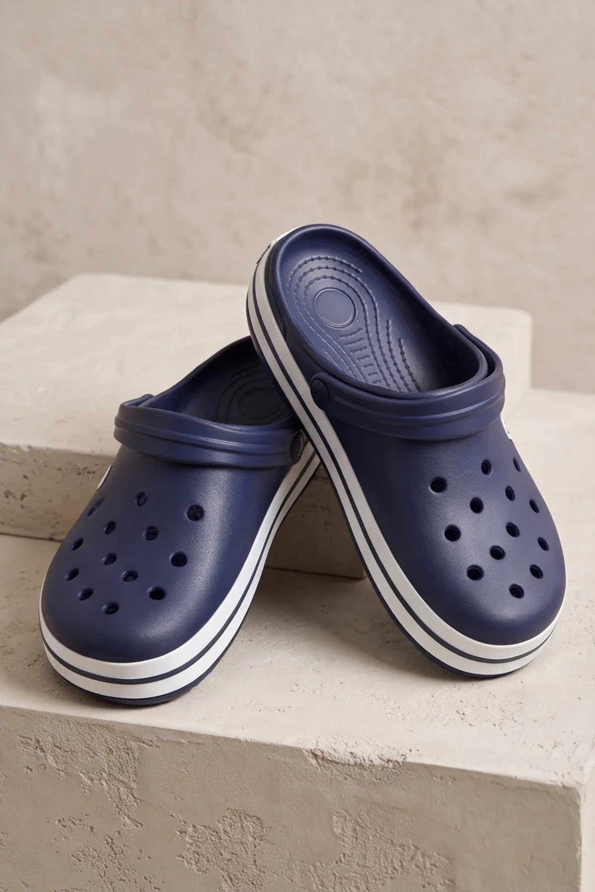 EasyStep - Lacivert Unisex Hafif EVA Sabo Terlik, Ergonomik Tabanlı Nefes Alabilen Islak Zemin Uyumlu Kemerli Hastane, Plaj, Ev ve Günlük Kullanım Terliği - Clog Sandalet
