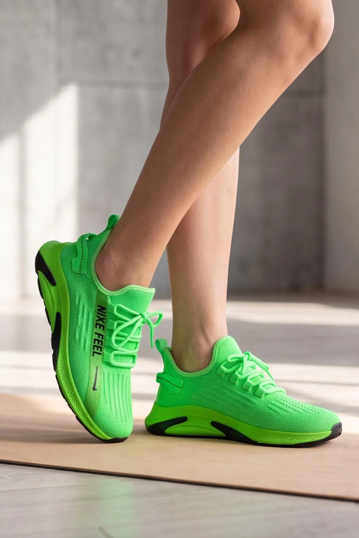 AeroKnit Zumba – Nefes Alabilen Çorap Ayakkabı Esnek Triko Dokulu Ultra Hafif Kadın Erkek Spor Ayakkabı Günlük Koşu ve Fosforlu Yeşil Unisex Yürüyüş Ayakkabısı