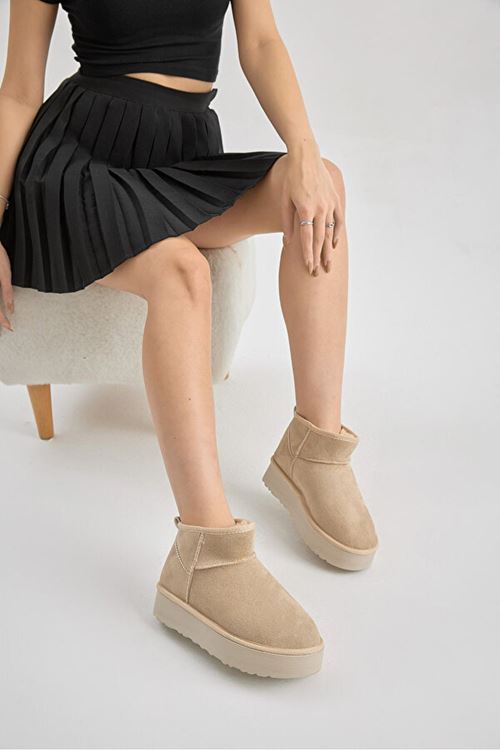 Kadın Su İtici Süet Kısa Bot – İçi Peluşlu Sıcak Tutucu Günlük Kışlık Kaydırmaz Premium Bot