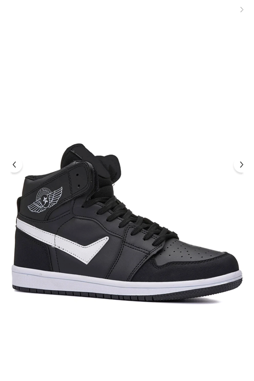 SkyWave Street Motion – Nefes Alabilir File Üst Yüzey & Kaymaz Taban Siyah Beyaz