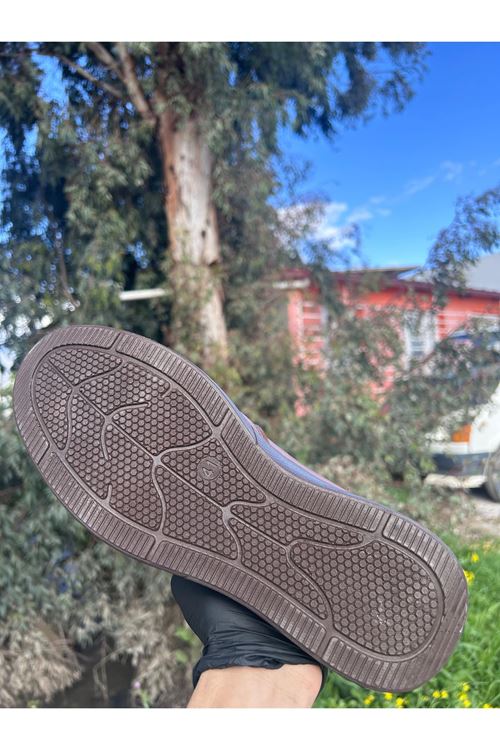 Erkek Yerel Hakiki Deri Günlük Casual kahverengi Ayakkabı – Modern ve Rahat Tasarım 