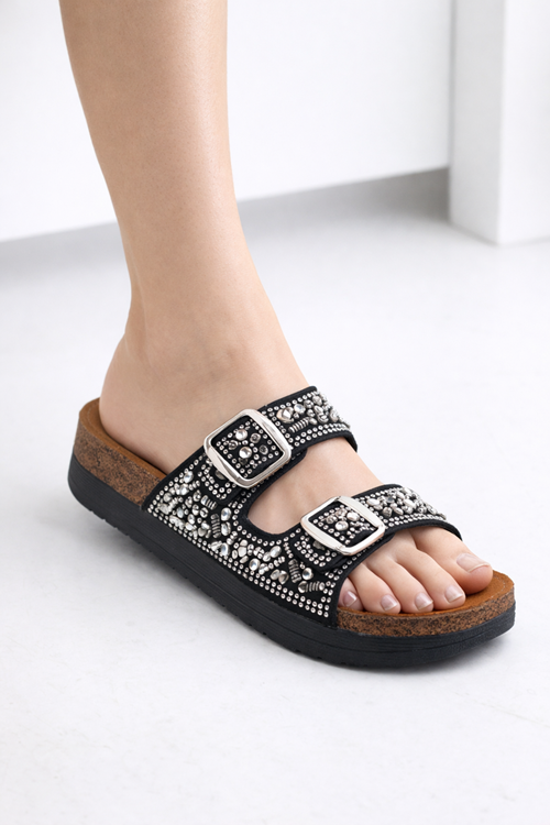 Ultra Hafif Günlük Konfor Kadın Terliği – Modern Tasarım ve Esnek Taban