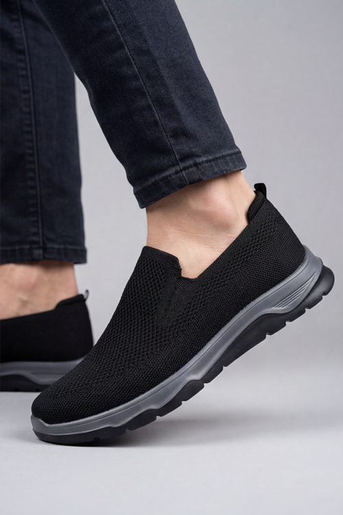 Ultra Hafif Nefes Alabilir Siyah Gri Slip-On Sneaker Günlük Rahat Erkek Spor Ayakkabı
