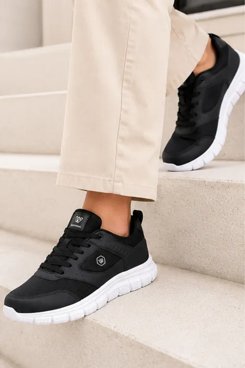 PureWalk Unisex Siyah Beyaz KalınTabanlı Spor Ayakkabı - Hafif Esnek Günlük Yürüyüş Sneaker Rahat Koşu ve Şehir Ayakkabısı