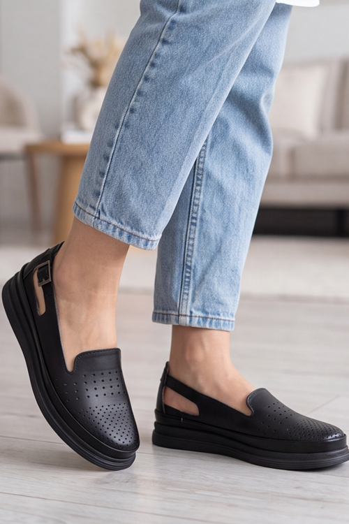 Siyah İnce Taban Kadın Günlük Comfort Ayakkabı – Kaymaz Taban 