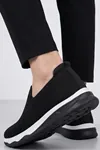 Ultra Hafif Nefes Alabilir Siyah Beyaz Slip-On Sneaker Günlük Rahat Erkek Spor Ayakkabı