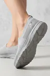 CloudWalk Comfort Buz Gri Rahat Günlük Yumuşak Tabanlı 4 Mevsim Trend Kadın Slip-On Sneaker Ayakkabı