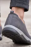 Ultra Hafif Nefes Alabilir Füme Gri Slip-On Sneaker Günlük Rahat Erkek Spor Ayakkabı