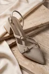  Mary Jane Bej Rugan Çapraz Tokalı Slingback - Sivri Burun Alçak Kare Topuklu Elegant Kadın Ayakkabı