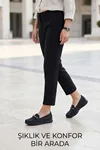 Aura Comfort – Ortopedik Tabanlı Işıltı Detaylı Kadın Siyah Günlük Casual Loafer Ayakkabı