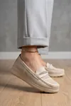 Aura Comfort – Ortopedik Tabanlı Işıltı Detaylı Kadın Krem Günlük Casual Loafer Ayakkabı
