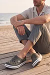 EasyStep - Haki Beyaz Unisex Hafif EVA Sabo Terlik, Ergonomik Tabanlı Nefes Alabilen Islak Zemin Uyumlu Kemerli Hastane, Plaj, Ev ve Günlük Kullanım Terliği - Clog Sandalet