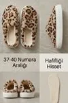 Unisex Hafif ve Yumuşak Peluş Kaymaz Taban Anne Çocuk Misafir Leopar Desenli Ev Terliği 5808